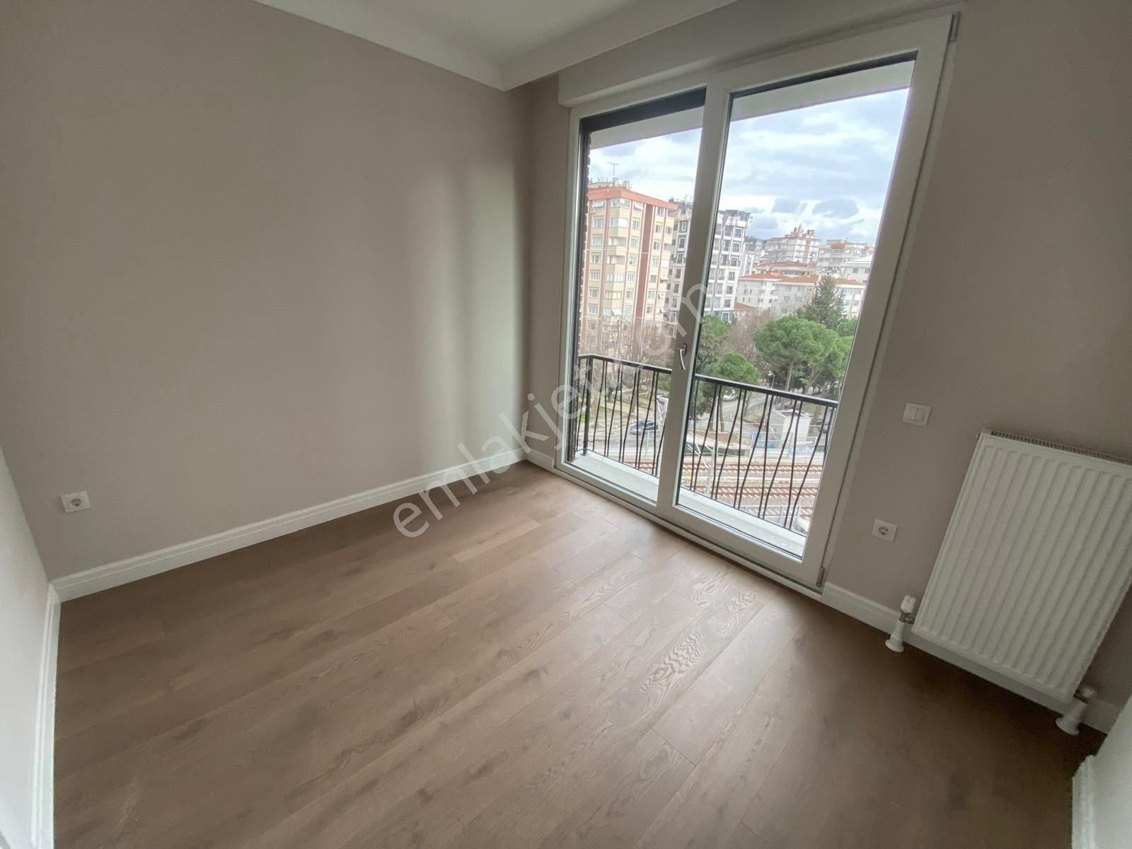 Poyraz'dan Erenköyde Sıfır Binada Balkonlu Ebeveynli 3+1 - Görsel 6