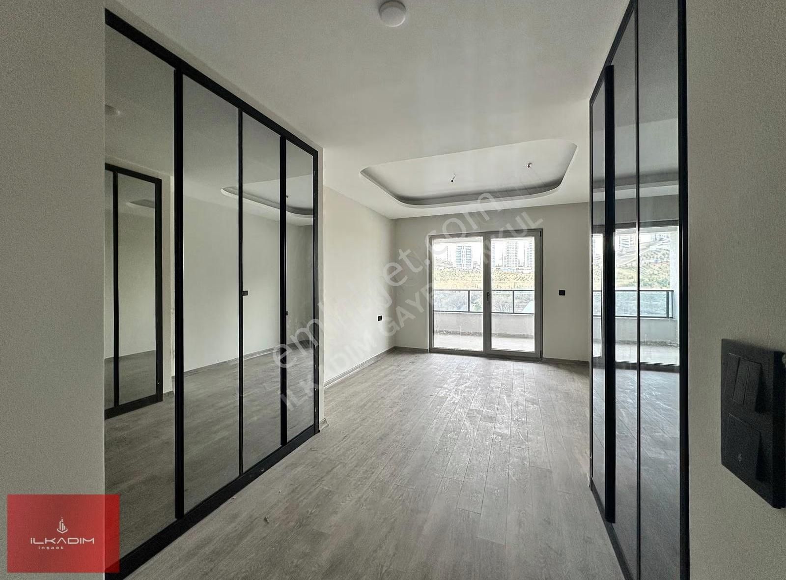 Ovacık'ta Kapalı Havuzlu Saunalı Güvenlikli Sitede Bulvar Cephe - Görsel 2