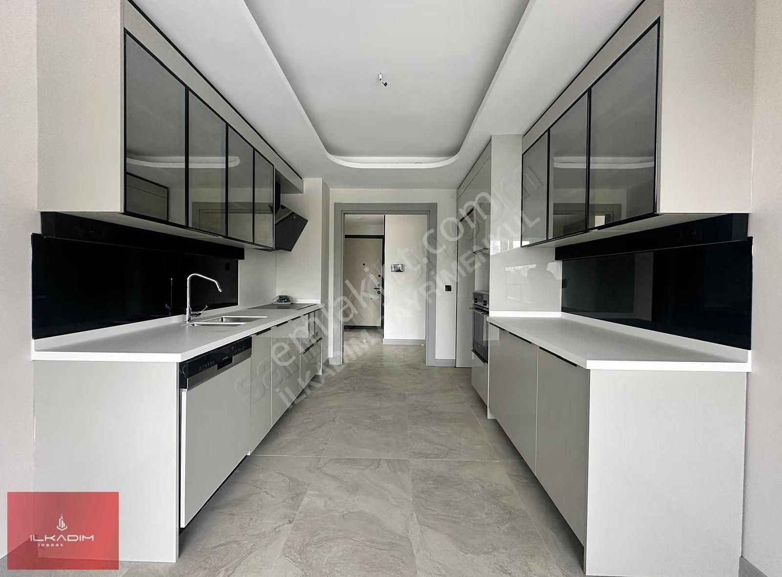 Ovacık'ta Kapalı Havuzlu Saunalı Güvenlikli Sitede Bulvar Cephe - Görsel 9