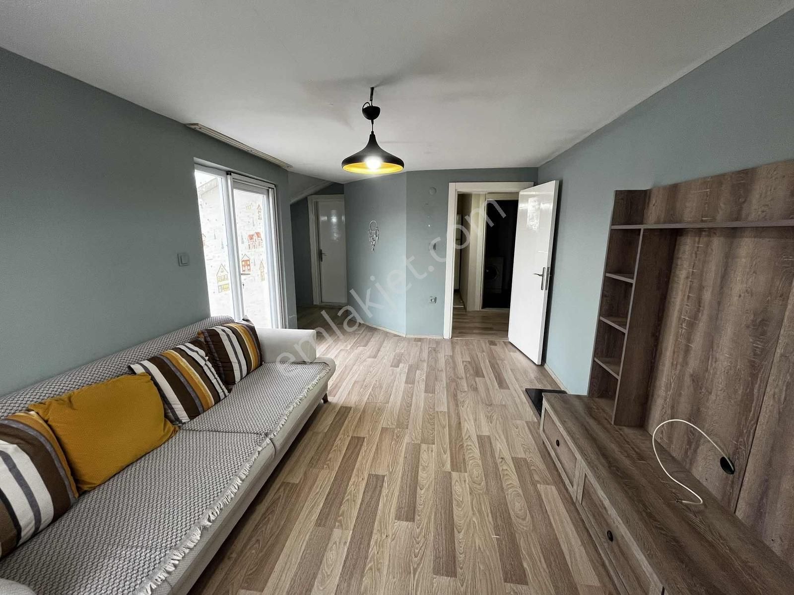 Hürriyet Mahallesinde Metroya Yakın 1+1 Eşyalı Kiralık Daire - Görsel 6