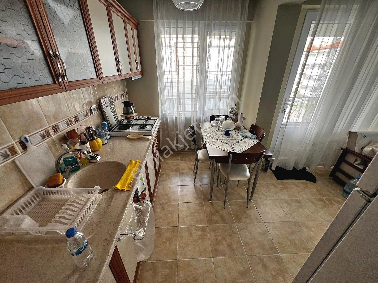 🔵🔵aktiften Akçay'da Hayallerindeki Genişlik Aradığın Ferahlık; Ön Cephe Arakat 3+1 Masrafsız Daire - Görsel 8