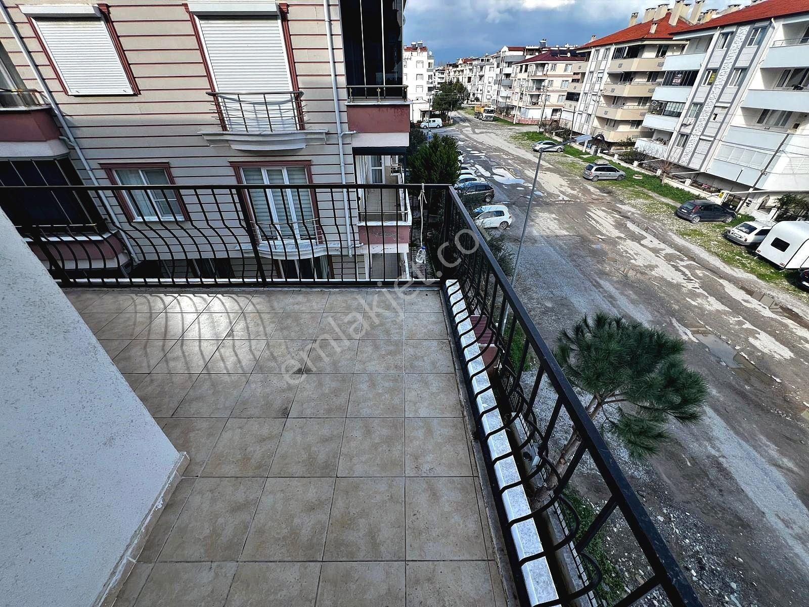 🔵🔵aktiften Akçay'da Hayallerindeki Genişlik Aradığın Ferahlık; Ön Cephe Arakat 3+1 Masrafsız Daire - Görsel 21