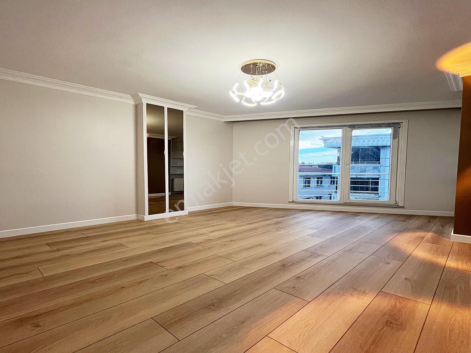 Özel Mimari Tasarım İskanlı Balkonlu %80 Krediye Uygun 2+1 Daire - Görsel 8