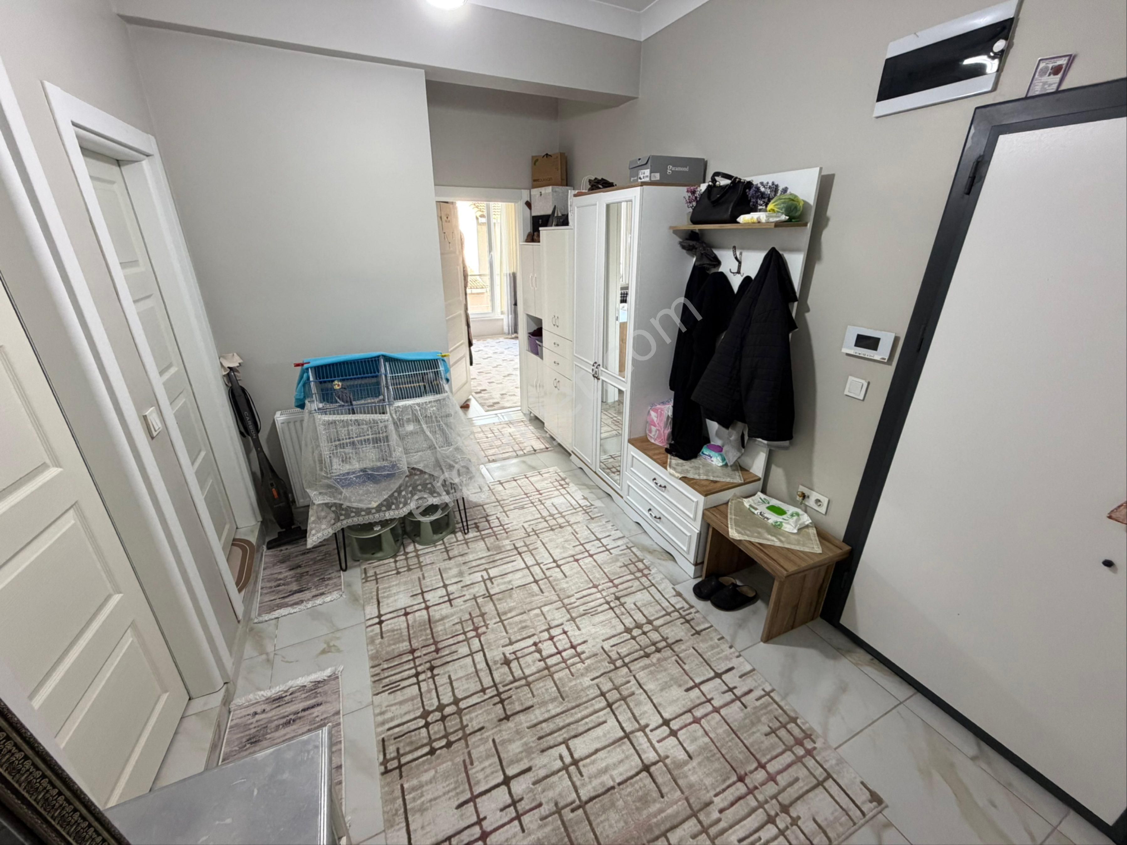 Ak Auto Gayrimenkul'den Çınarlı Mah. Satılık 2+1 Daıre