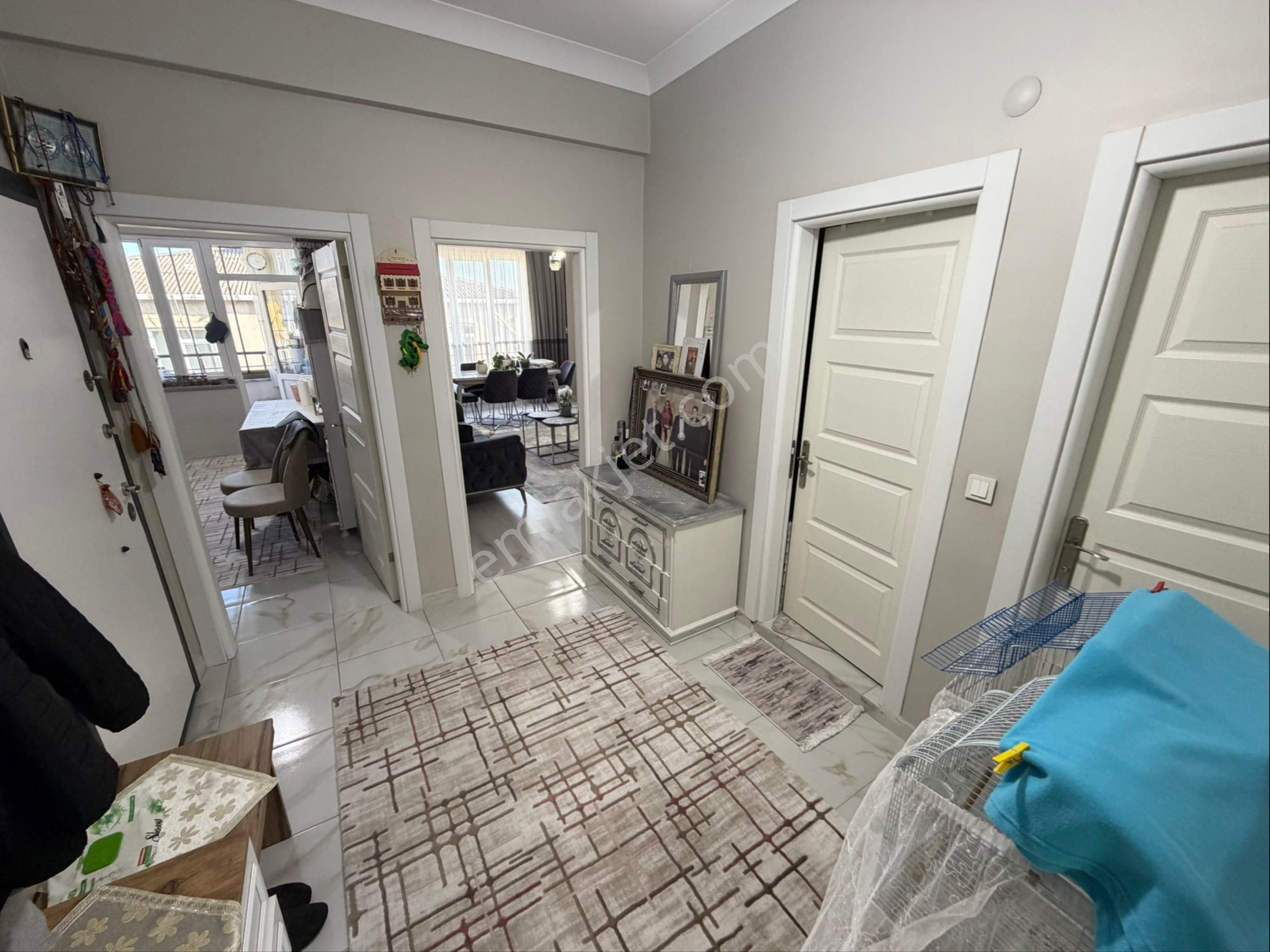 Ak Auto Gayrimenkul'den Çınarlı Mah. Satılık 2+1 Daıre - Görsel 3