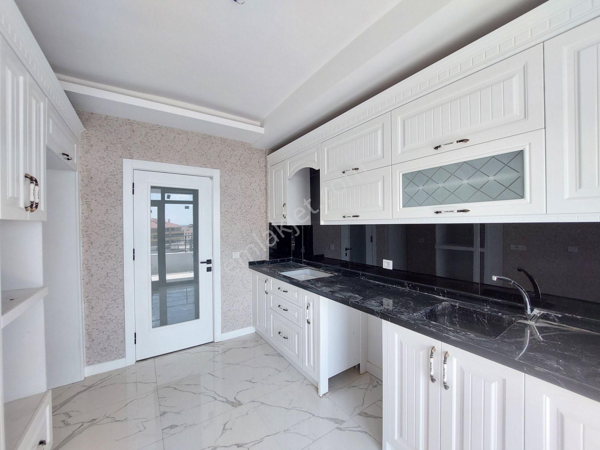 S.eyyübi Mahallesinde İşyapar Gayrimenkul’den 3+1 165 M² Satılık Lüx Sıfır Daireler - Görsel 43