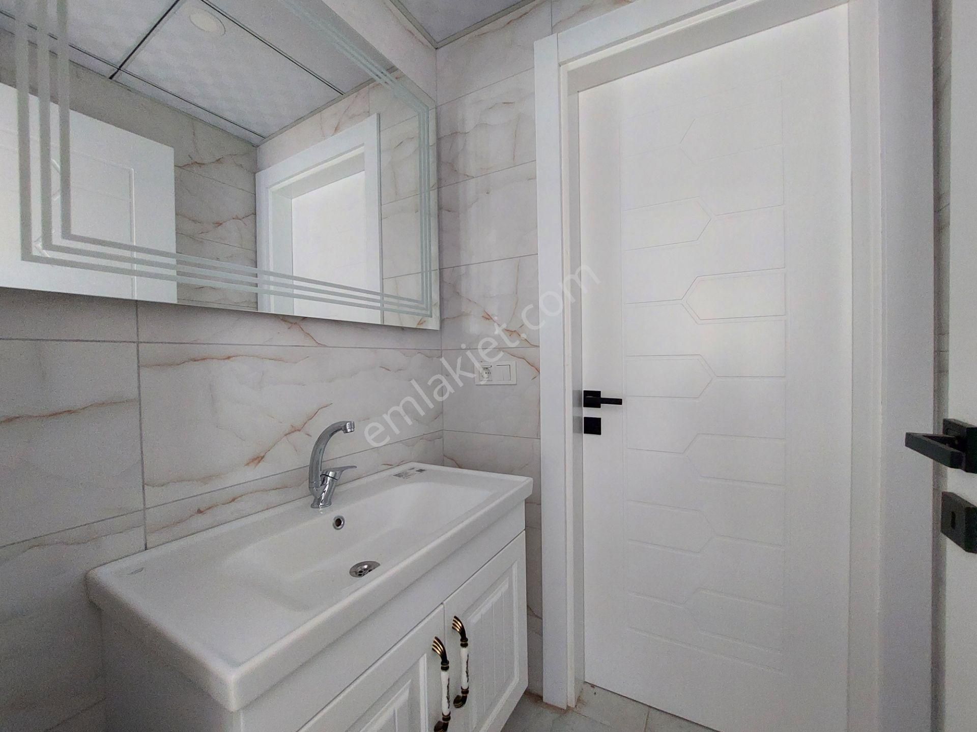 S.eyyübi Mahallesinde İşyapar Gayrimenkul’den 3+1 165 M² Satılık Lüx Sıfır Daireler - Görsel 9