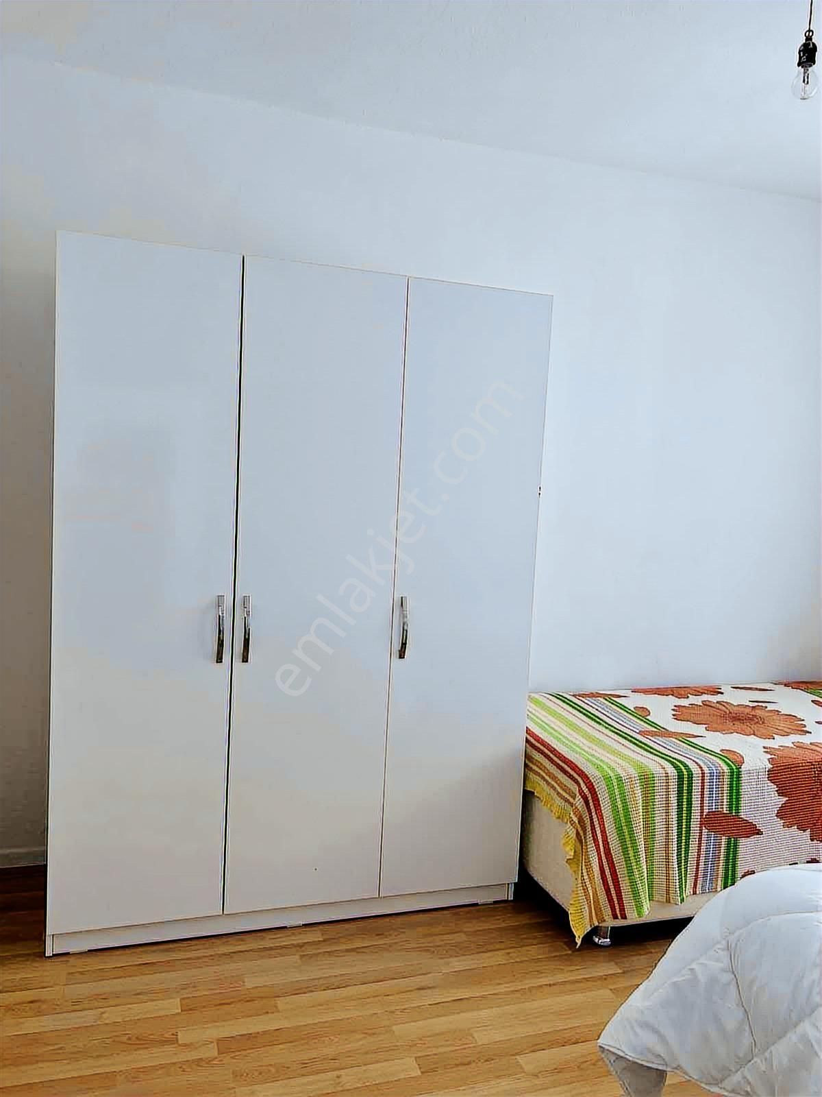 Aydınlıkevler'de Samsun Yolu Yakını 3+1 Ara Katta Mantolamalı! - Görsel 3