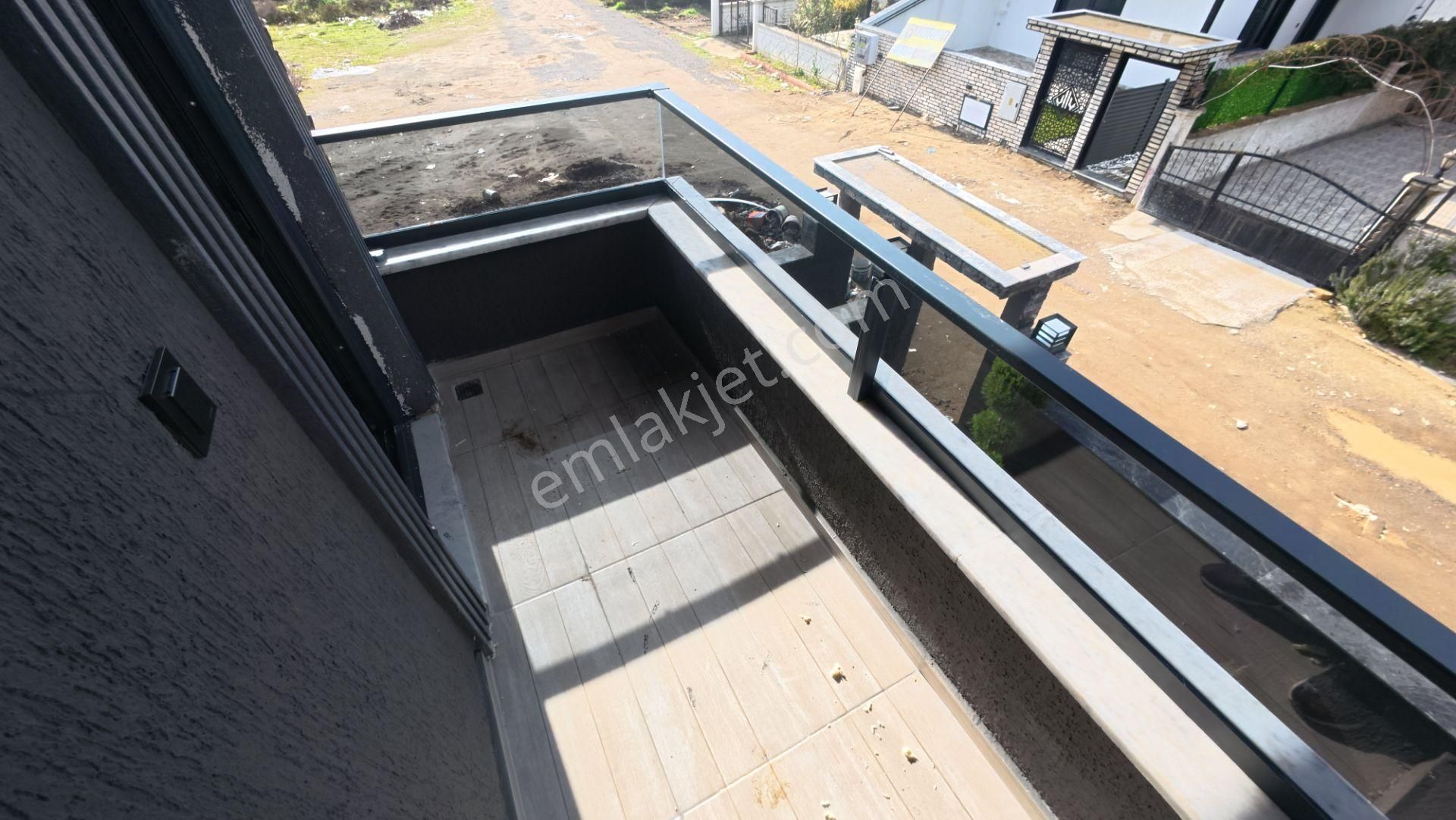 Kocaali’de Satılık 3+1 Denize Komşu Lüks Villa - Görsel 15