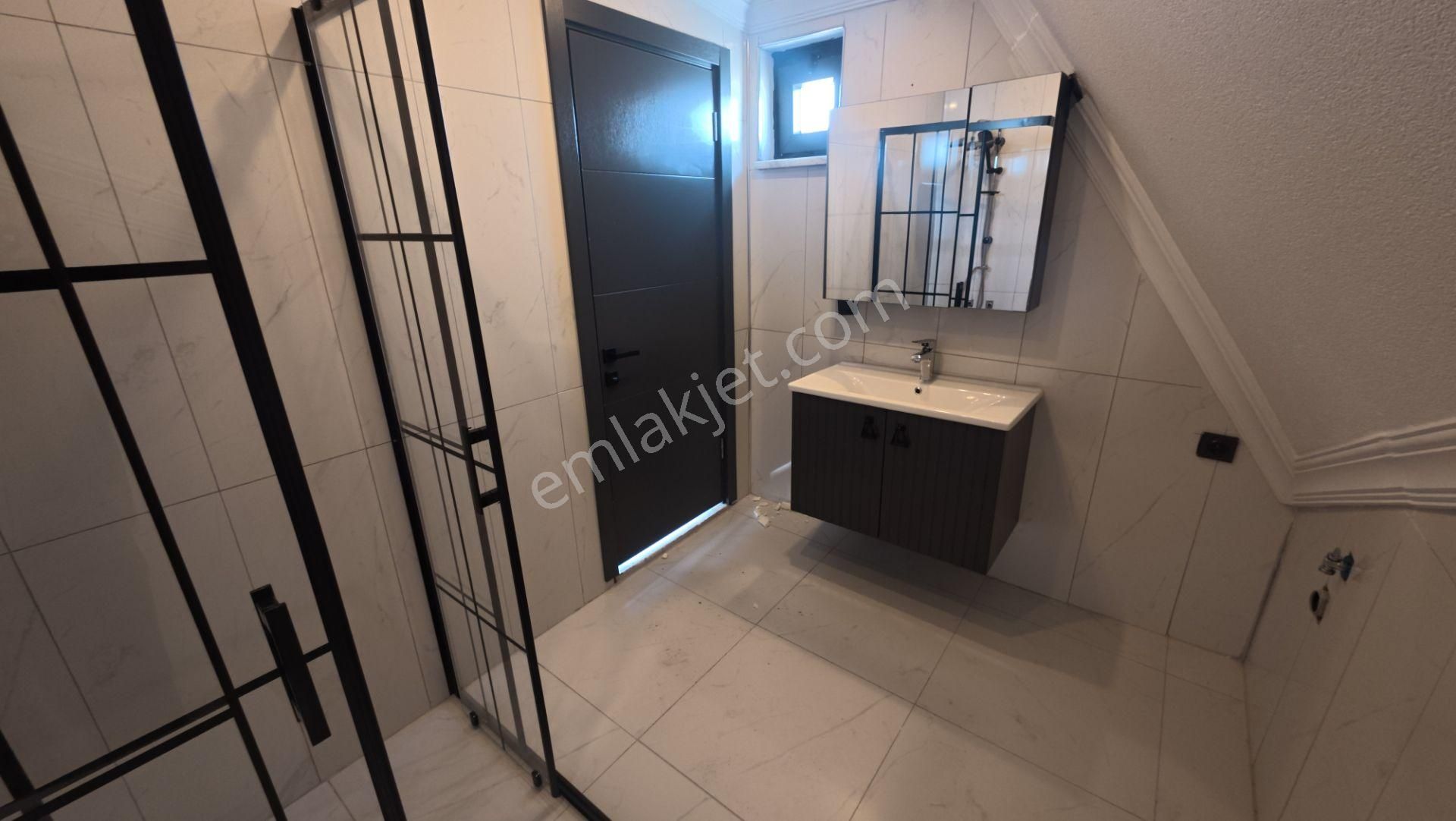 Kocaali’de Satılık 3+1 Denize Komşu Lüks Villa - Görsel 22