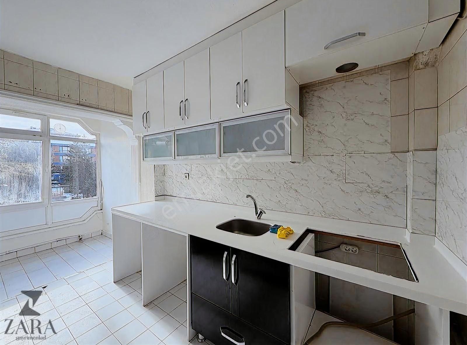 ▄zara▄kutlu Mh.ana Cd Yakını 3+1 125m²ara Kat Masrafsız Kiralık