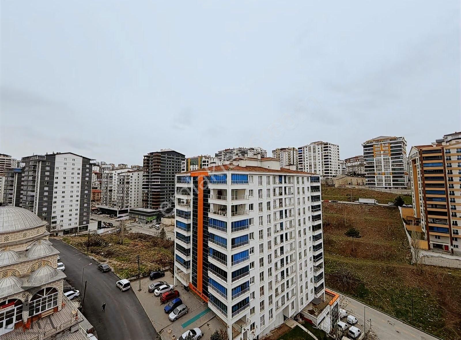 ▄zara▄durali Alıç Mh. Tek Bloklu Site'de 130m² 3+1 Kiralık Daire