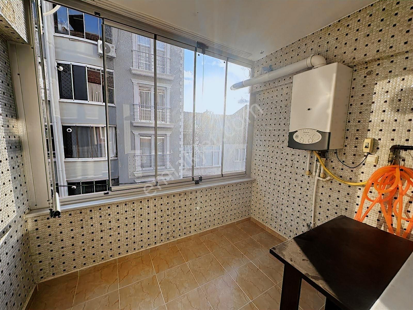 Asansörlü Çift Cephe Aydınlık Balkonlu Geniş 2+1 Kiralık Daire - Görsel 17