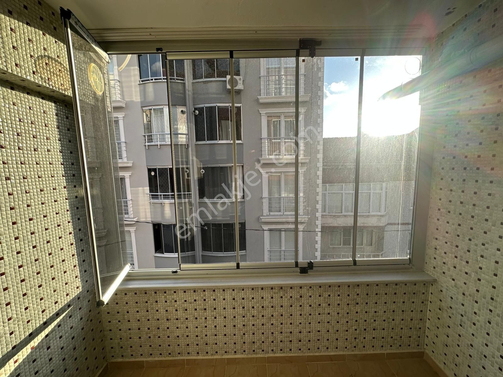 Asansörlü Çift Cephe Aydınlık Balkonlu Geniş 2+1 Kiralık Daire - Görsel 11