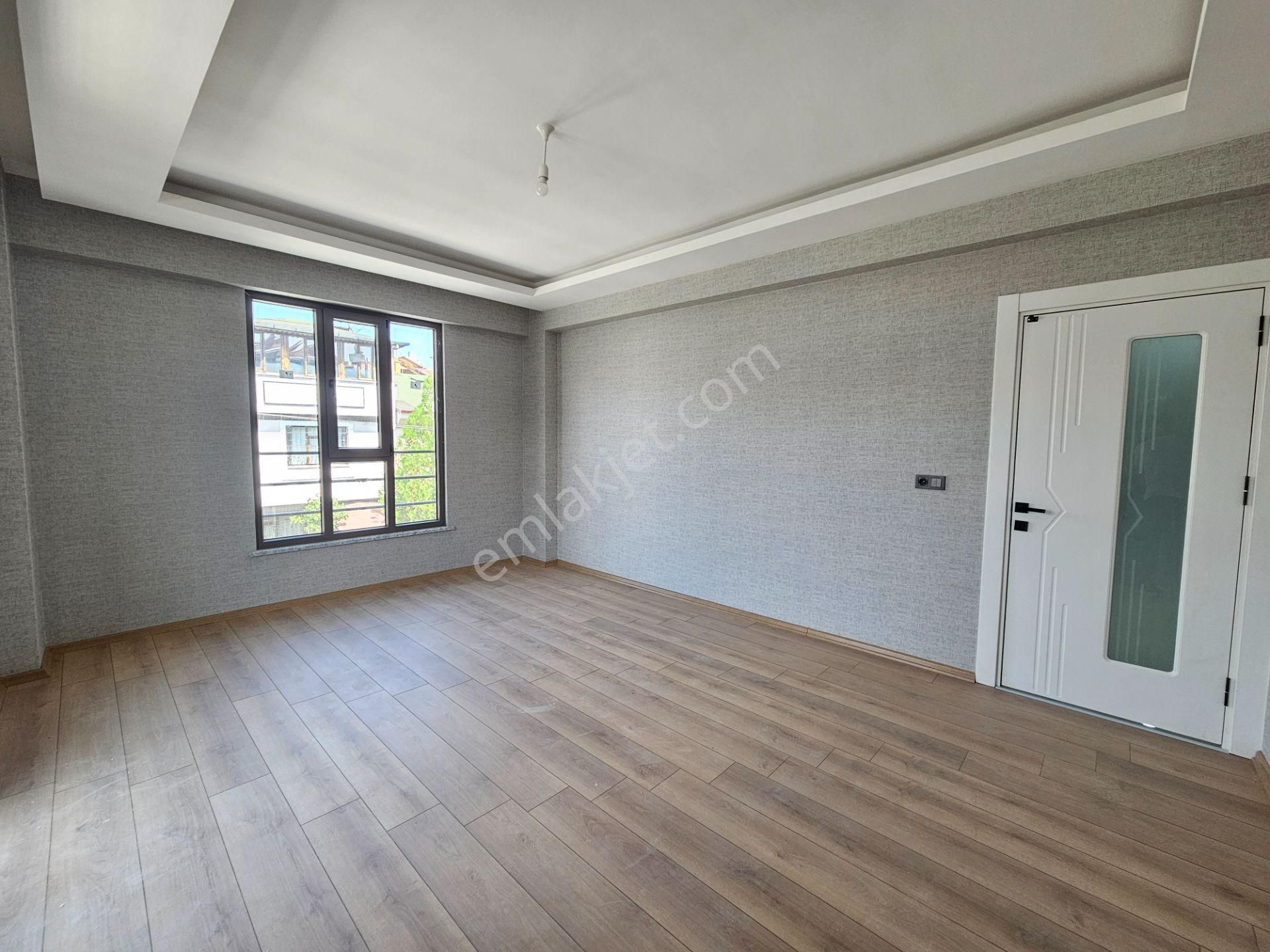 Lale Caddesi İle Osman Sultan Caddesine Yakın Müstakil Tadında Sıfır Geniş 2+1 Daire - Görsel 19