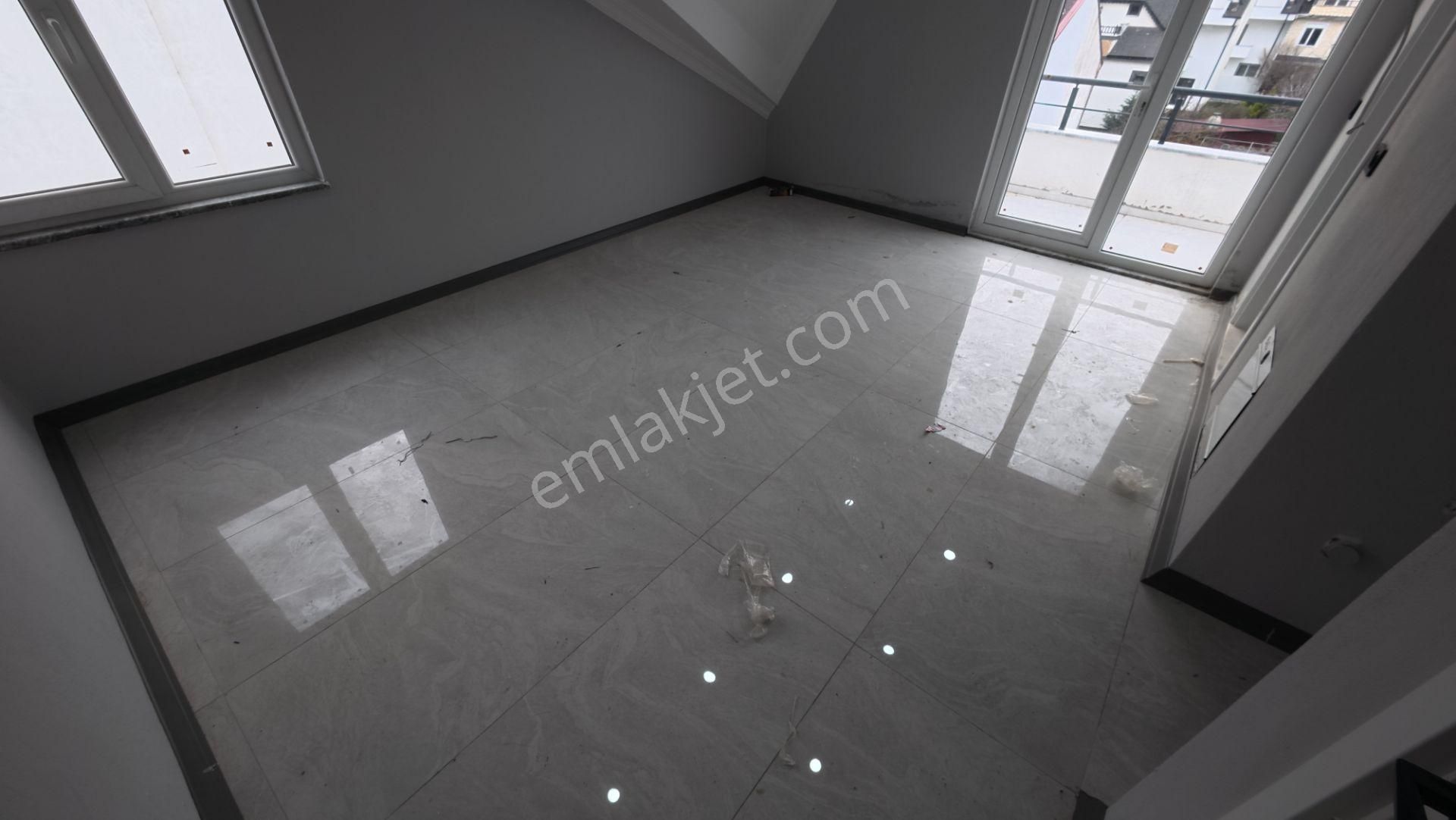 Kocaali’de Satılık 3+1 Denize Komşu Lüks Villa - Görsel 20