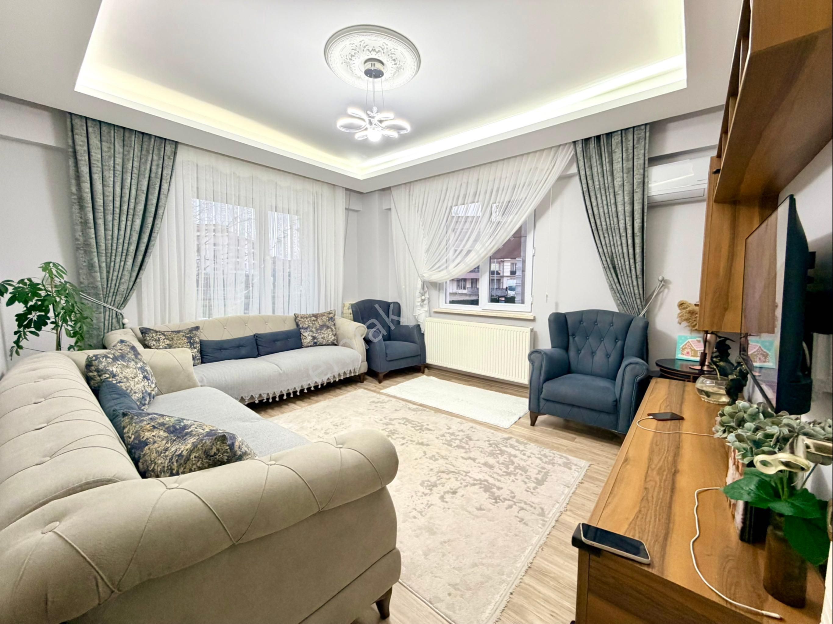 Çobançeşmede 2+1 - 90m2 Satılık İskanlı Daire // Revos //