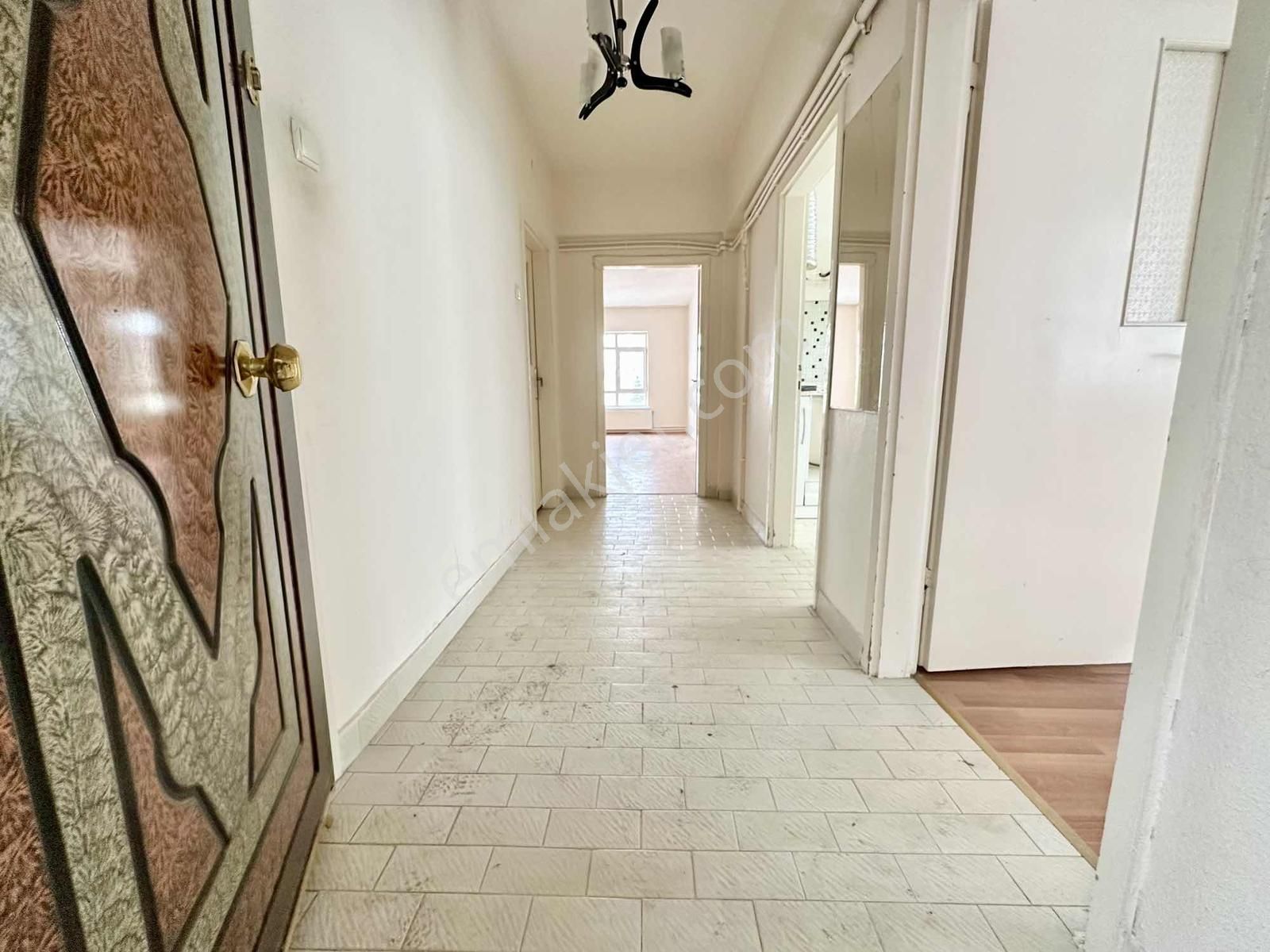 İncirli 19 Mayıs Cd. Dibinde Komple Önü Açık Manzaralı Arakat! - Görsel 3