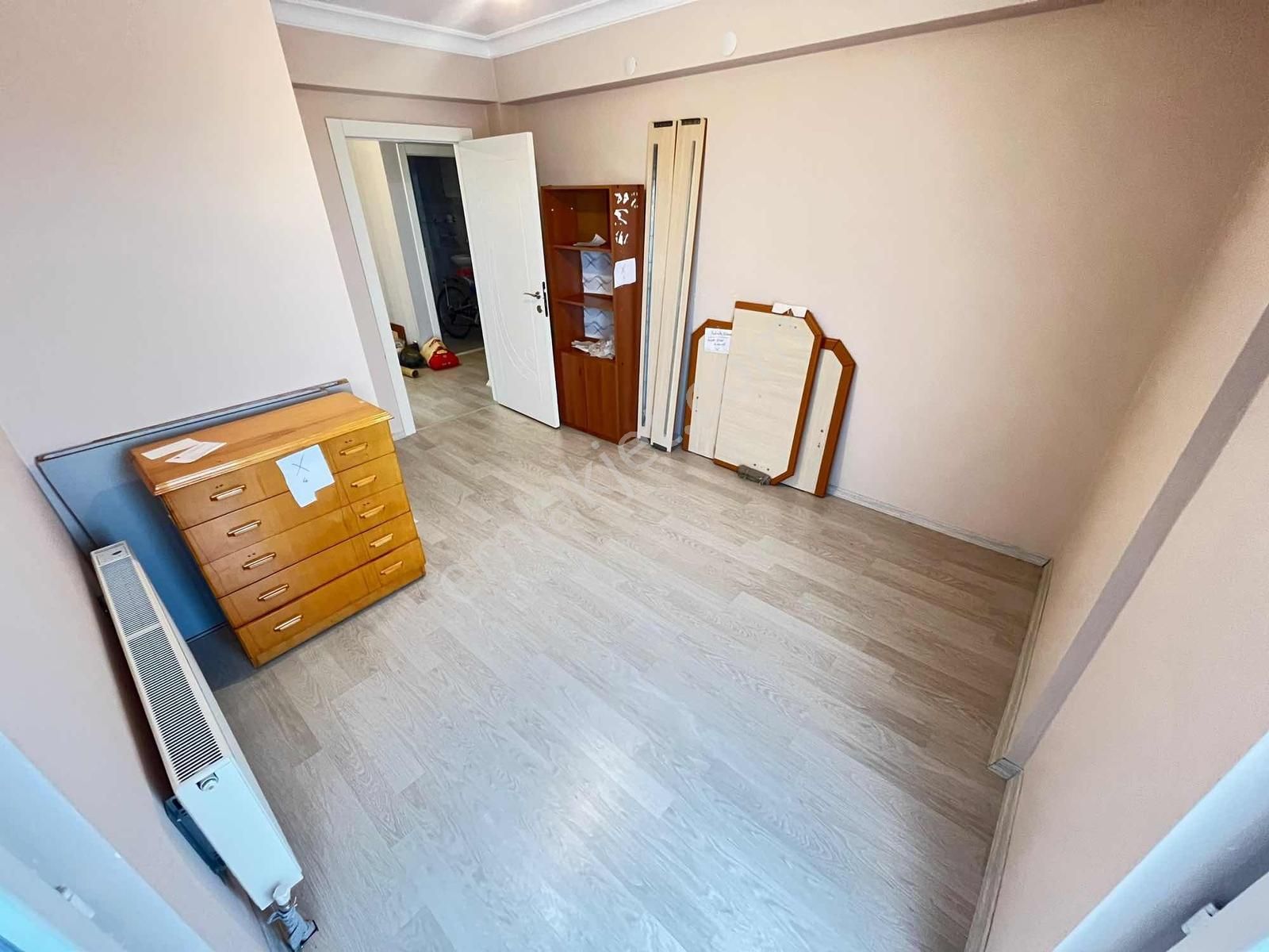 3+1 120 M2 Ful Yapılı Ara Katta Oturuma Hazır Kupon Daire !! - Görsel 7