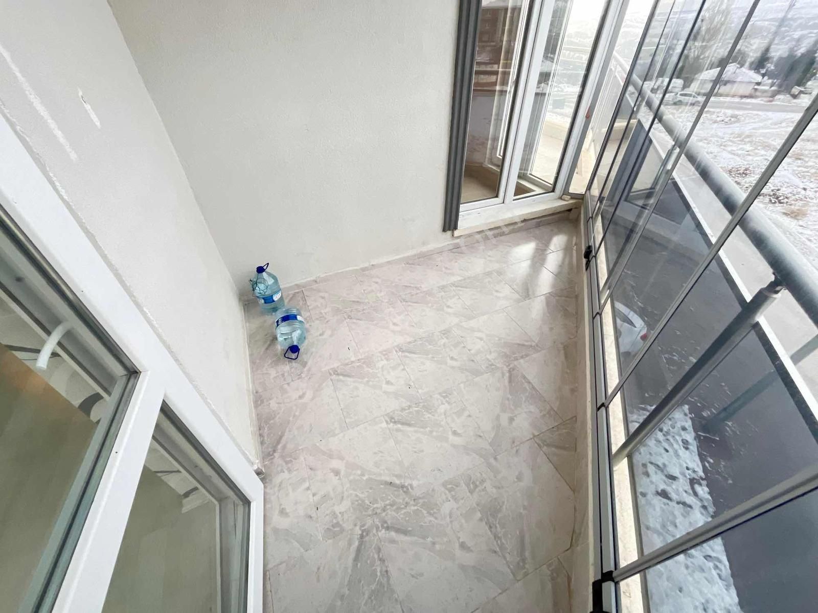 3+1 120 M2 Ful Yapılı Ara Katta Oturuma Hazır Kupon Daire !! - Görsel 14