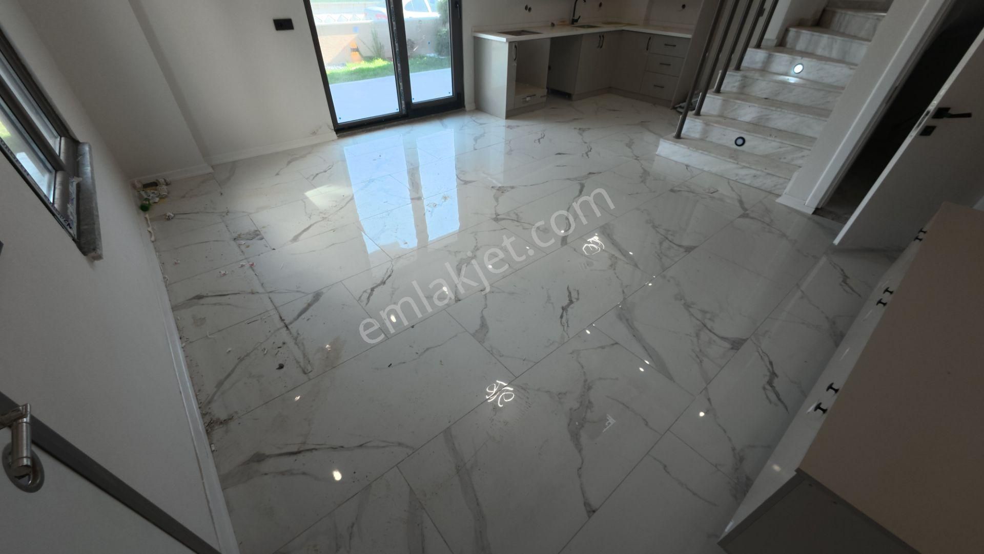 Kocaali’de Satılık 3+1 Denize Komşu Lüks Villa - Görsel 9