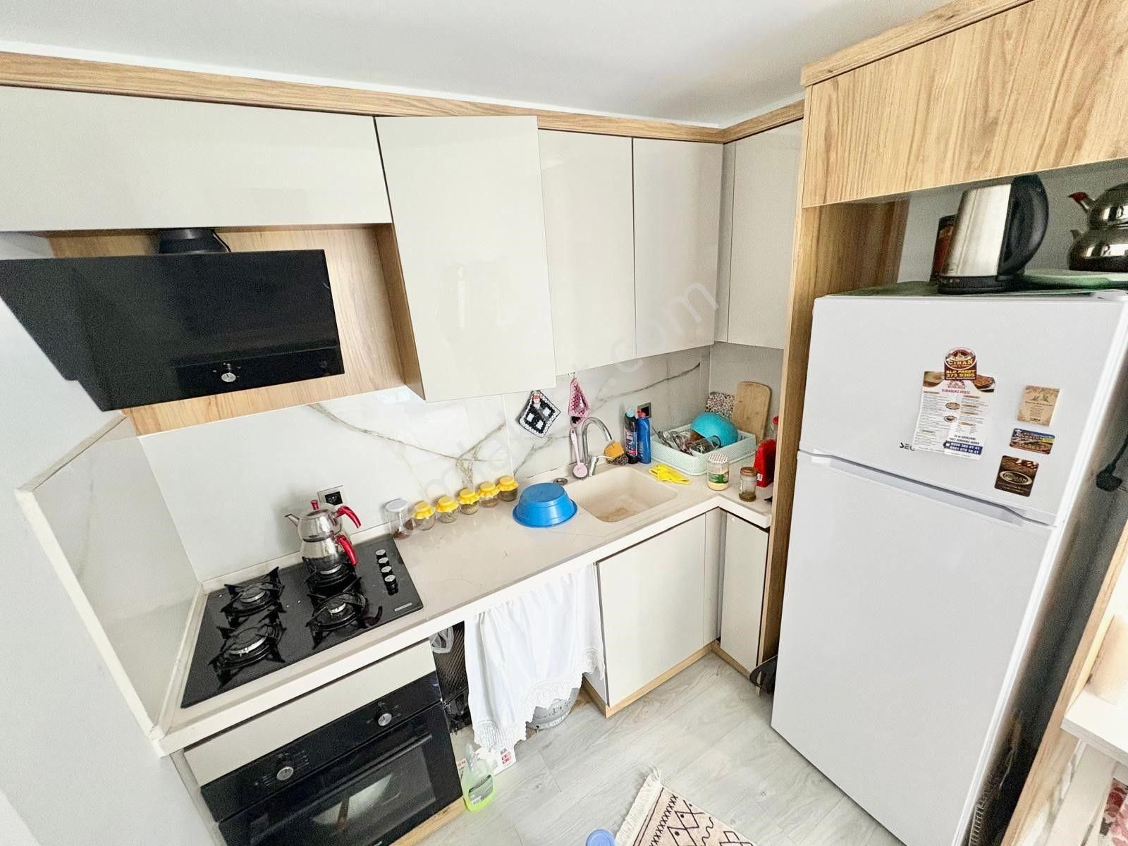 Dora Dan Altınkumda Satılık Ara Kat Kapalı Otoparklı 1+1 Daire - Görsel 27