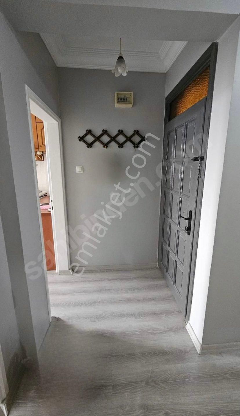 Furkan Emlaktan Kadifekale Mh. 2+1 3.kat 110m2 Çift Balkonlu Asansörlü Arakat Fırsat Daire - Görsel 6