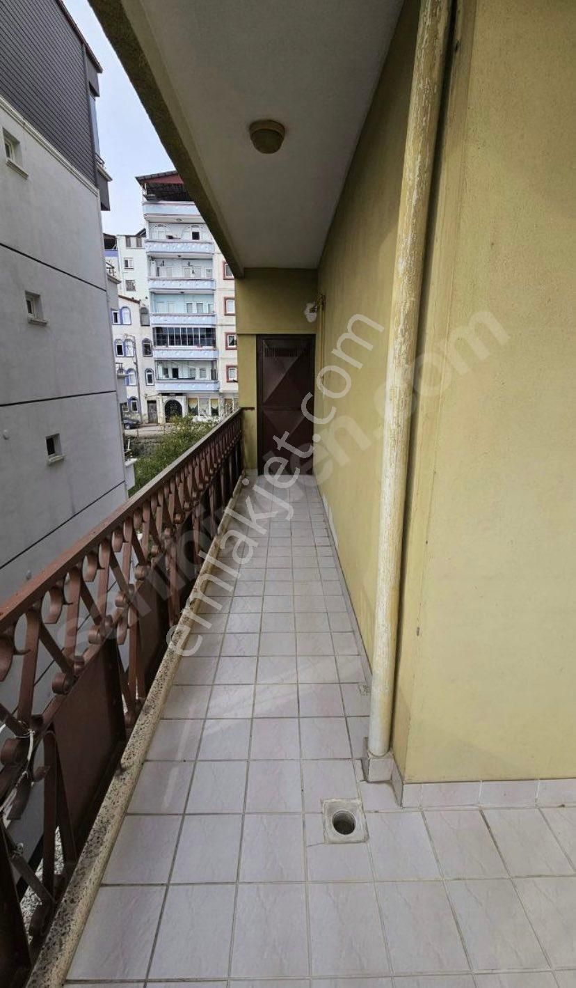 Furkan Emlaktan Kadifekale Mh. 2+1 3.kat 110m2 Çift Balkonlu Asansörlü Arakat Fırsat Daire - Görsel 14