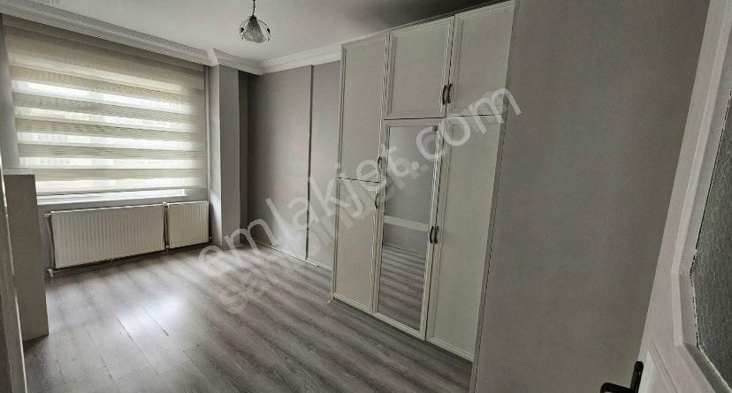 Furkan Emlaktan Kadifekale Mh. 2+1 3.kat 110m2 Çift Balkonlu Asansörlü Arakat Fırsat Daire - Görsel 11