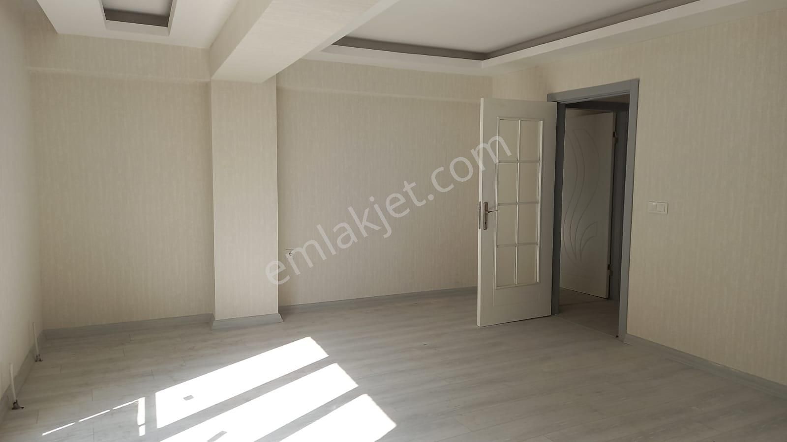 Sülünoğlu Emlak.tan Karşıyaka Mah Satılık 4+1 Daire