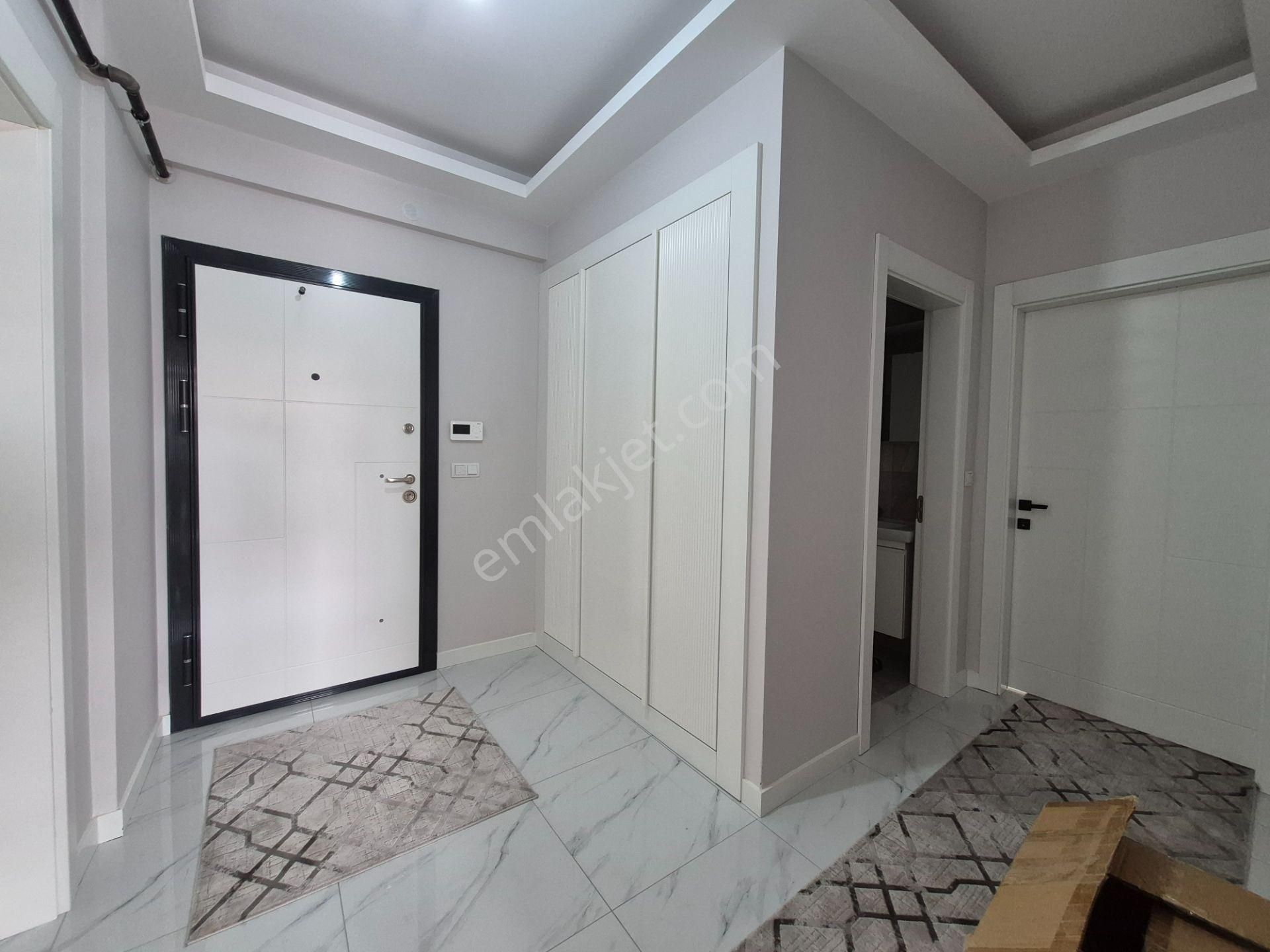 Selahaddin Eyyubi Mah. İşyapar Gayrimenkulden Site İçi Ara Kat 2+1 Daire - Görsel 5