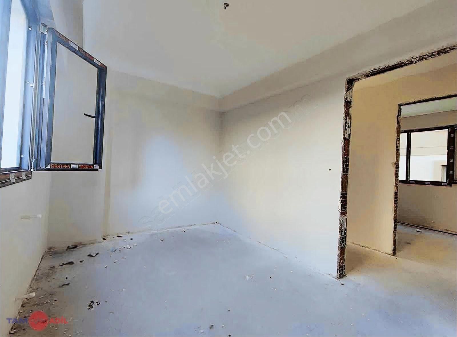 Bergama Fatih Mahallesi Satılık 2+1 Daire (dubleks Altı 3. Kat) - Görsel 2