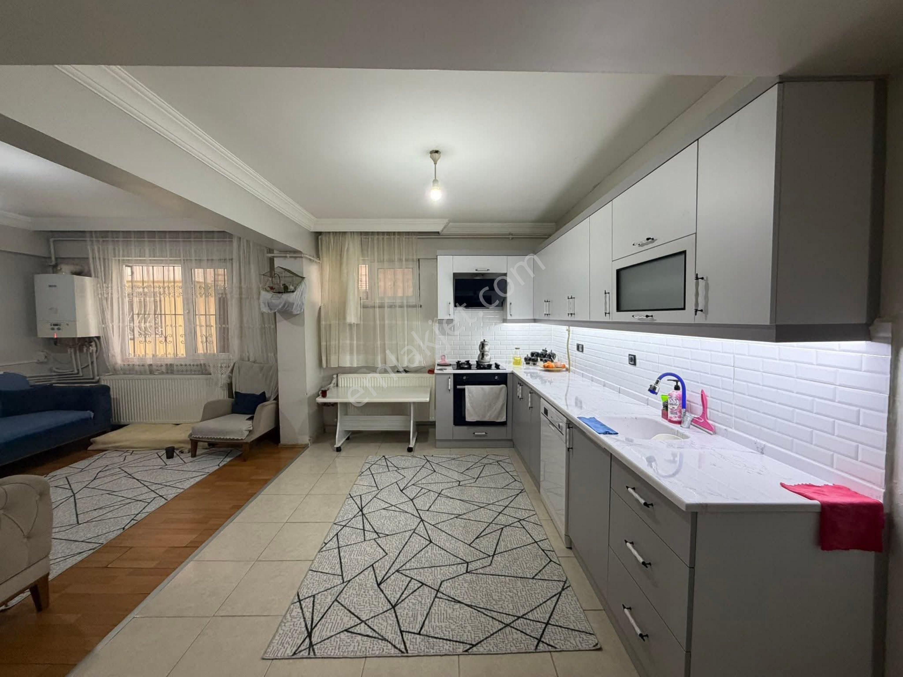 Furkan Emlaktan Adalet Mh 3+1 130m2 Bahçe Kat Geniş Balkonlu 12 Yıllık Satılık Fırsat Daire - Görsel 2