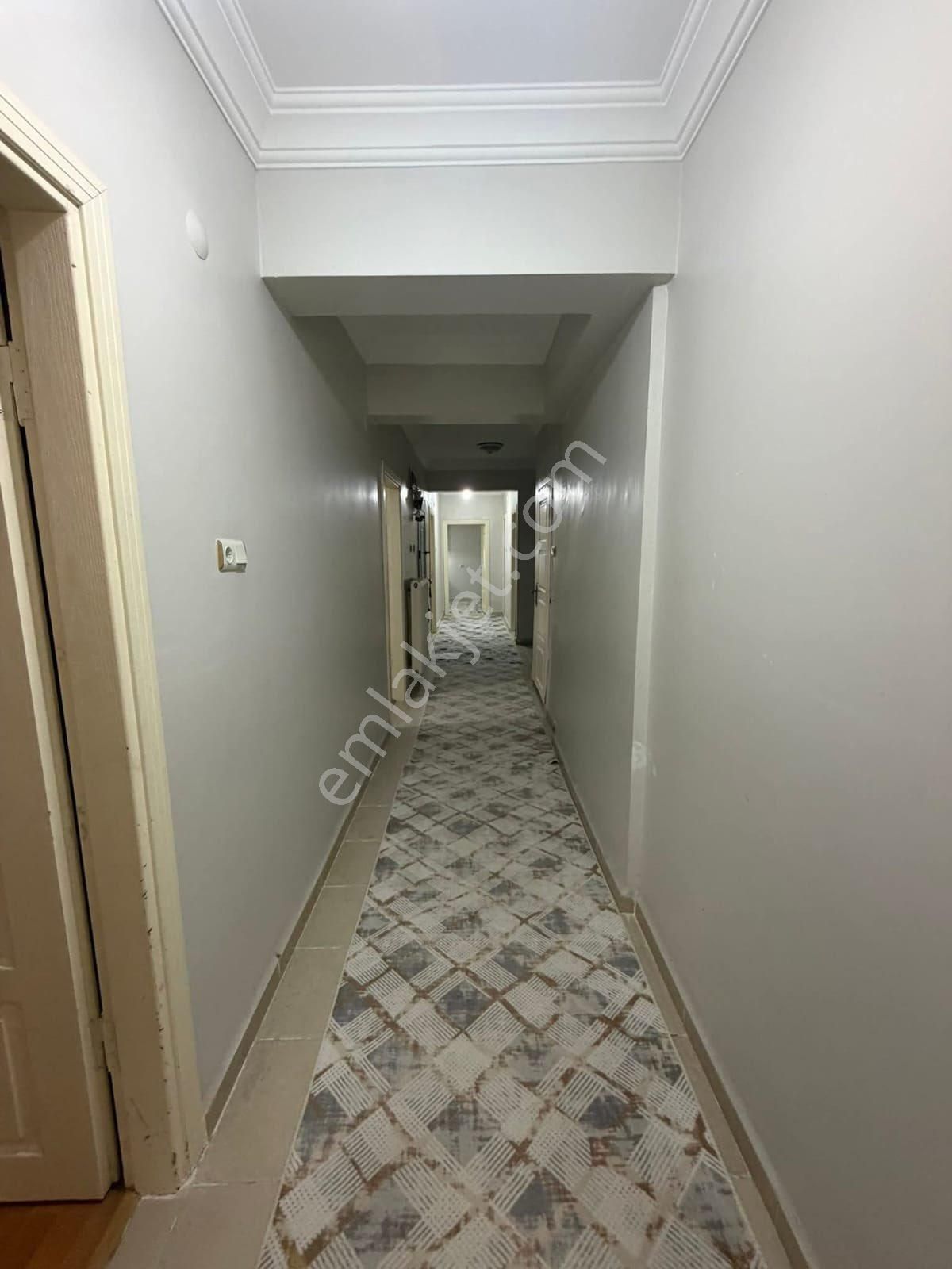 Furkan Emlaktan Adalet Mh 3+1 130m2 Bahçe Kat Geniş Balkonlu 12 Yıllık Satılık Fırsat Daire - Görsel 15