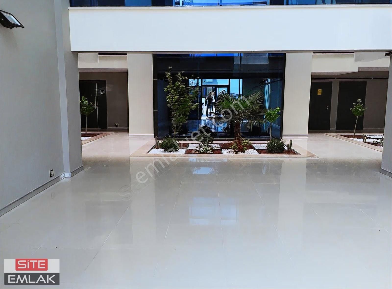 Site Emlak'tan Stüdyo Garden'da Kiralık 1+1 Eşyalı Dubleks Daire - Görsel 4