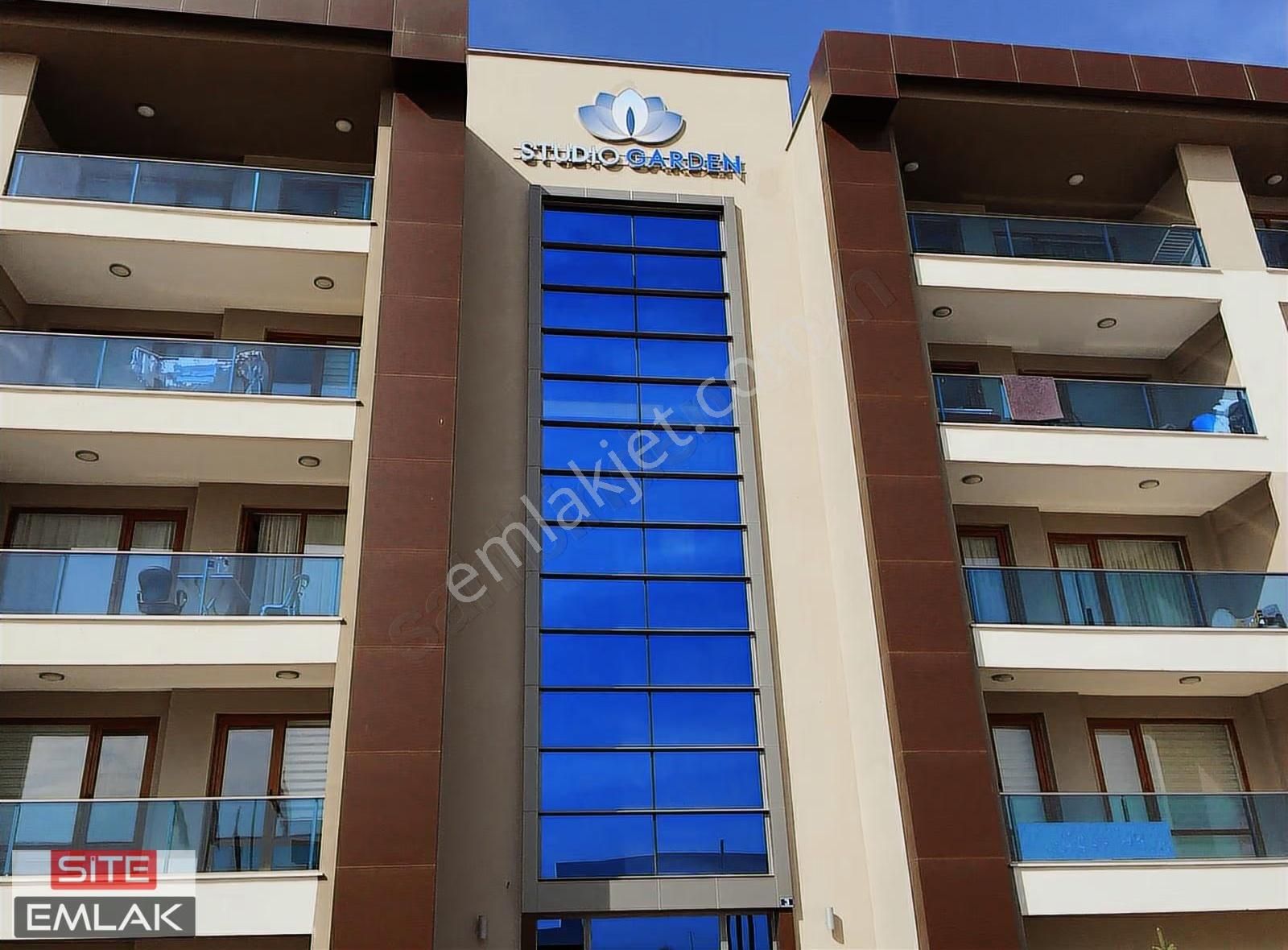 Site Emlak'tan Stüdyo Garden'da Kiralık 1+1 Eşyalı Dubleks Daire - Görsel 2