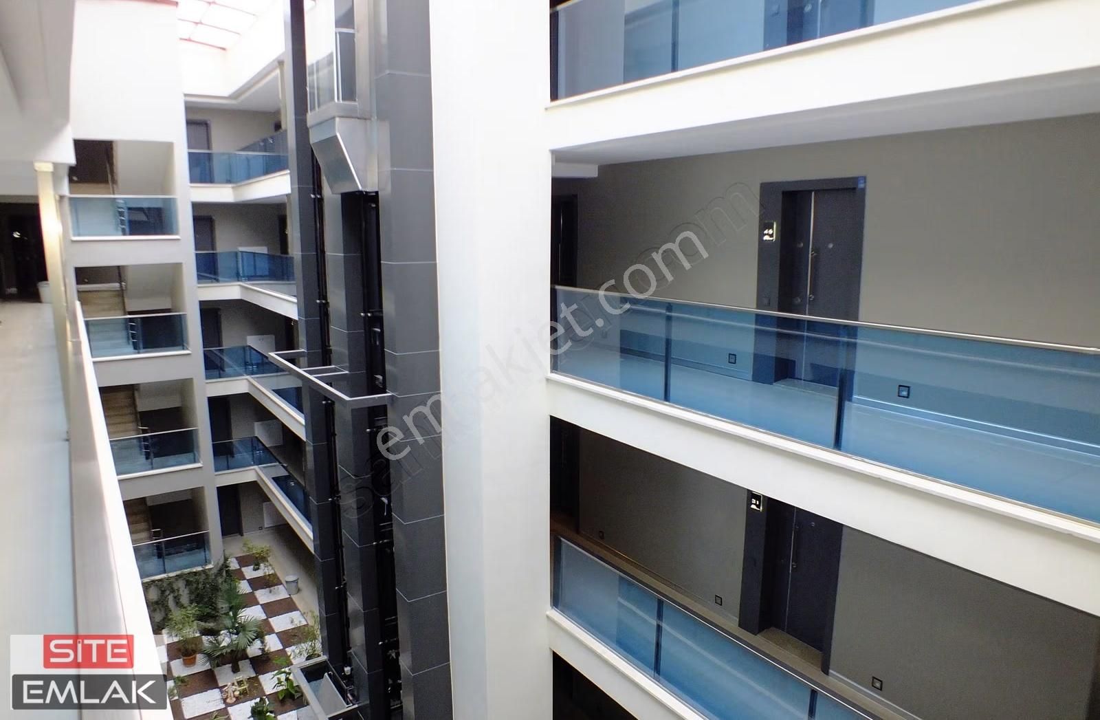 Site Emlak'tan Stüdyo Garden'da Kiralık 1+1 Eşyalı Dubleks Daire - Görsel 15