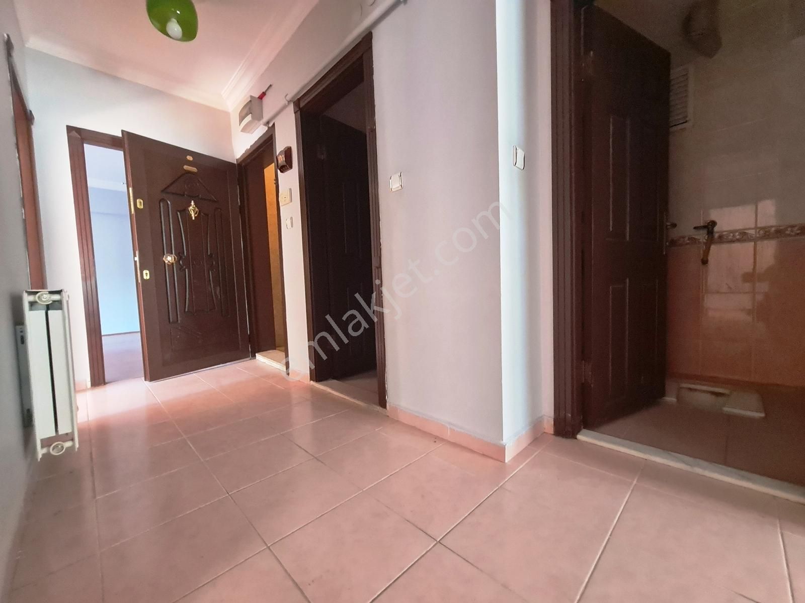 Etimesgut Piyade Mh. 3+1 Geniş-kullanışlı Ön Cephede Masrafsız - Görsel 3