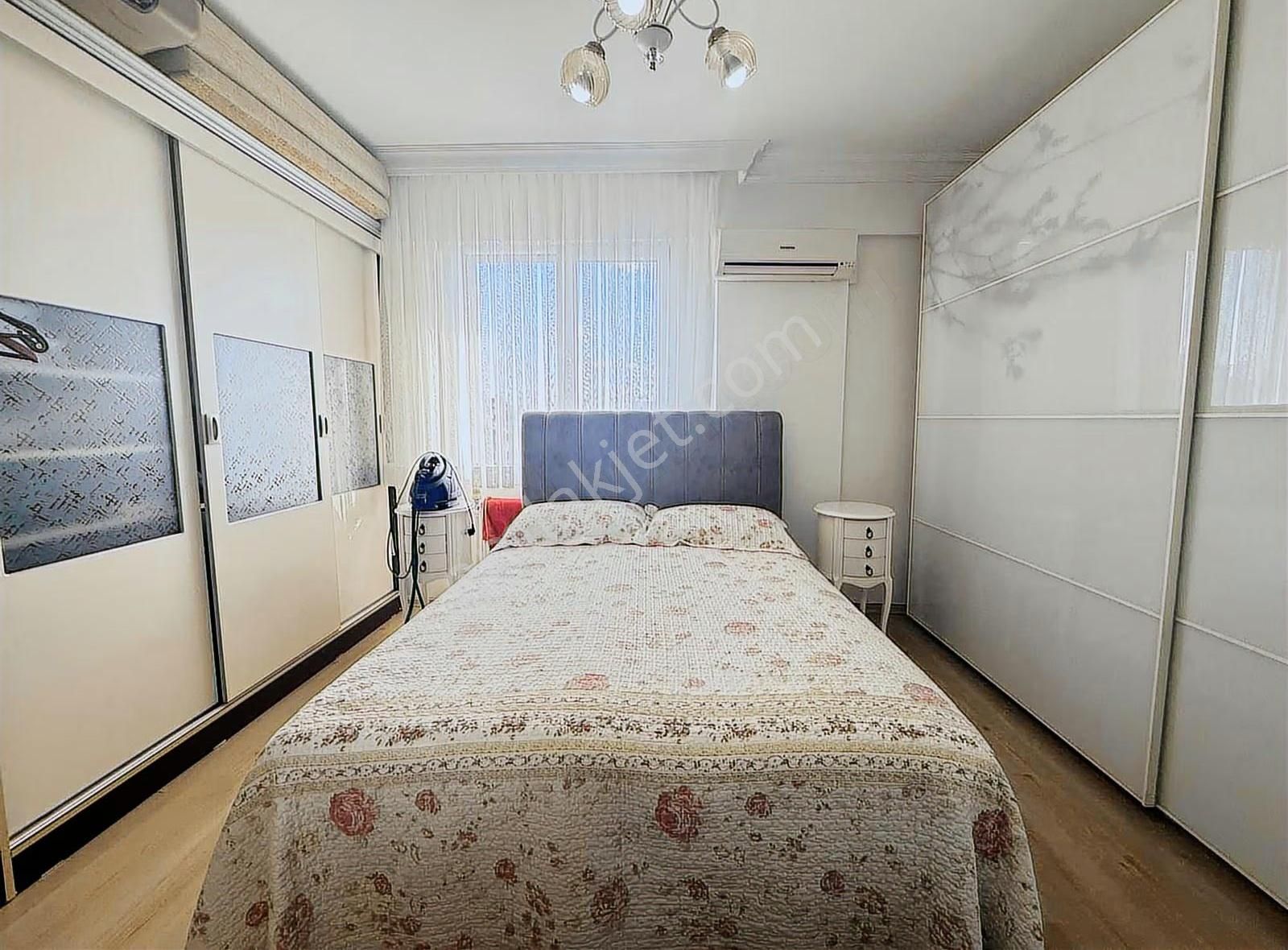 Gaziemir Etiler Caddesi 160 M2 Teraslı 3+1 Satılık Daire - Görsel 6