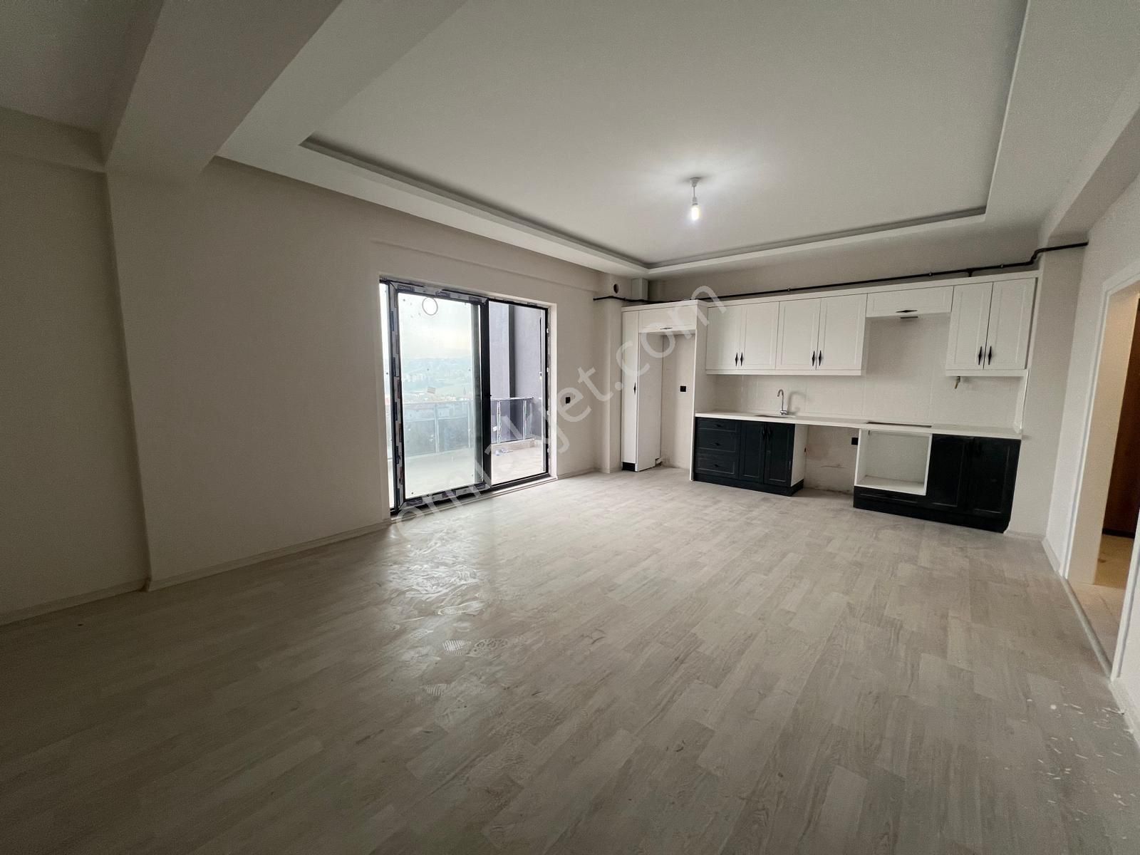 Furkan Emlaktan Derecik Mh 2+1 3.kat 110m2 Amerikan Mutfak Geniş Balkonlu Sıfır Fırsat Daire