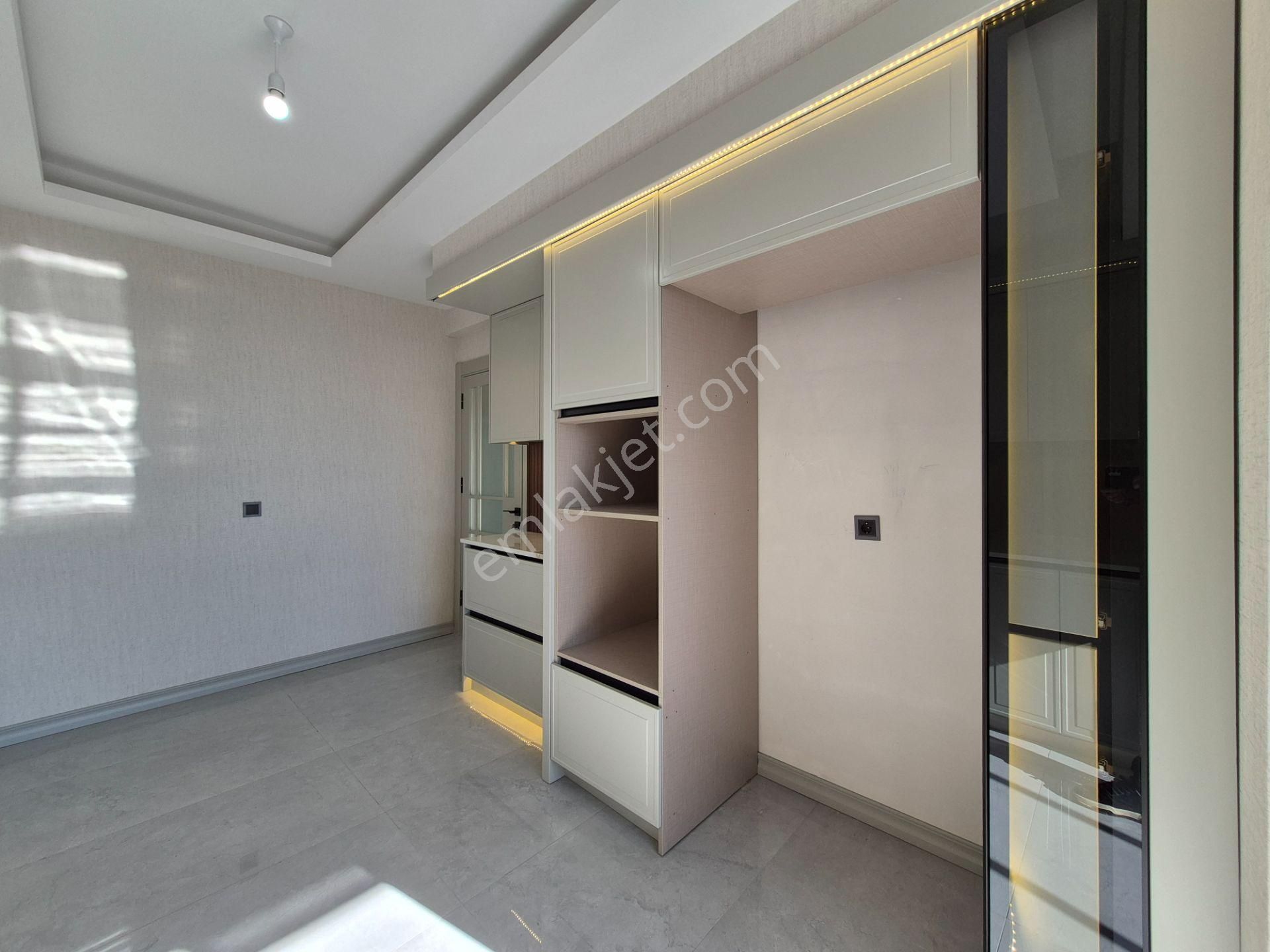İşyapar Gayrimenkul'den Kahramanlar Caddesine Yakın Lüks Sıfır 3+1 Daire - Görsel 14