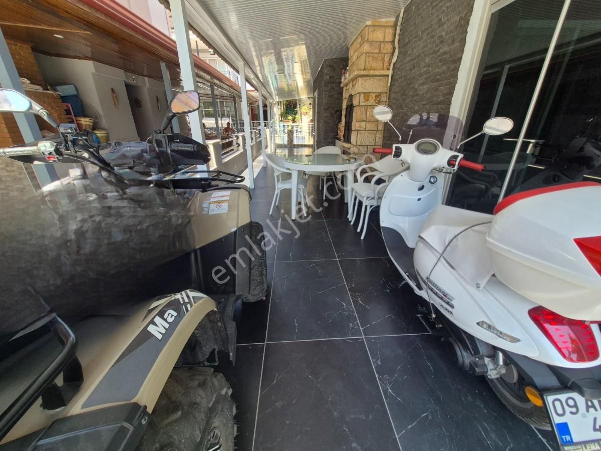 Kuşadası Plaja 200metrede Full Tadilatlı Ve Eşyalı Satılık - Görsel 11