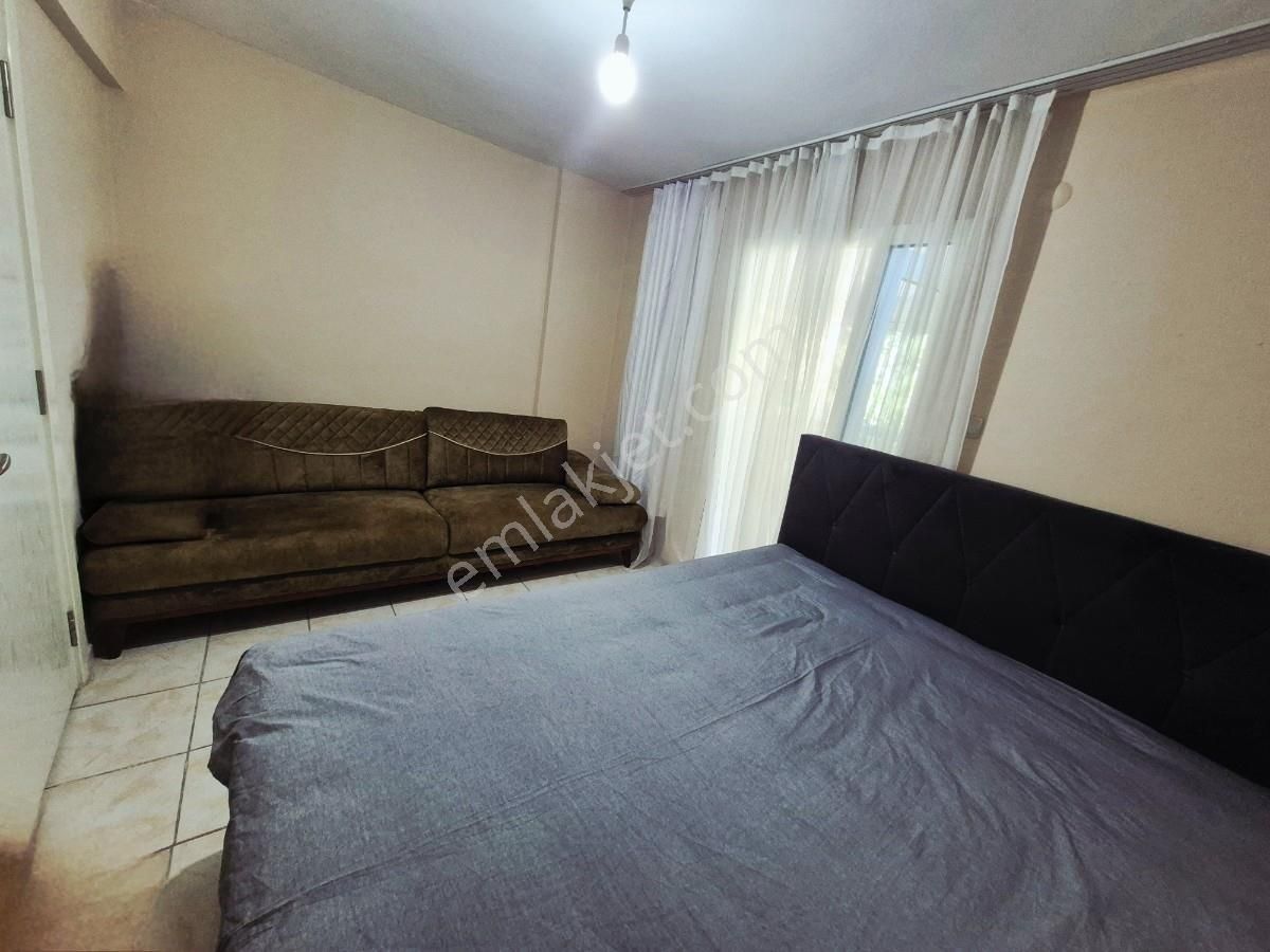 Kuşadası Plaja 200metrede Full Tadilatlı Ve Eşyalı Satılık - Görsel 16