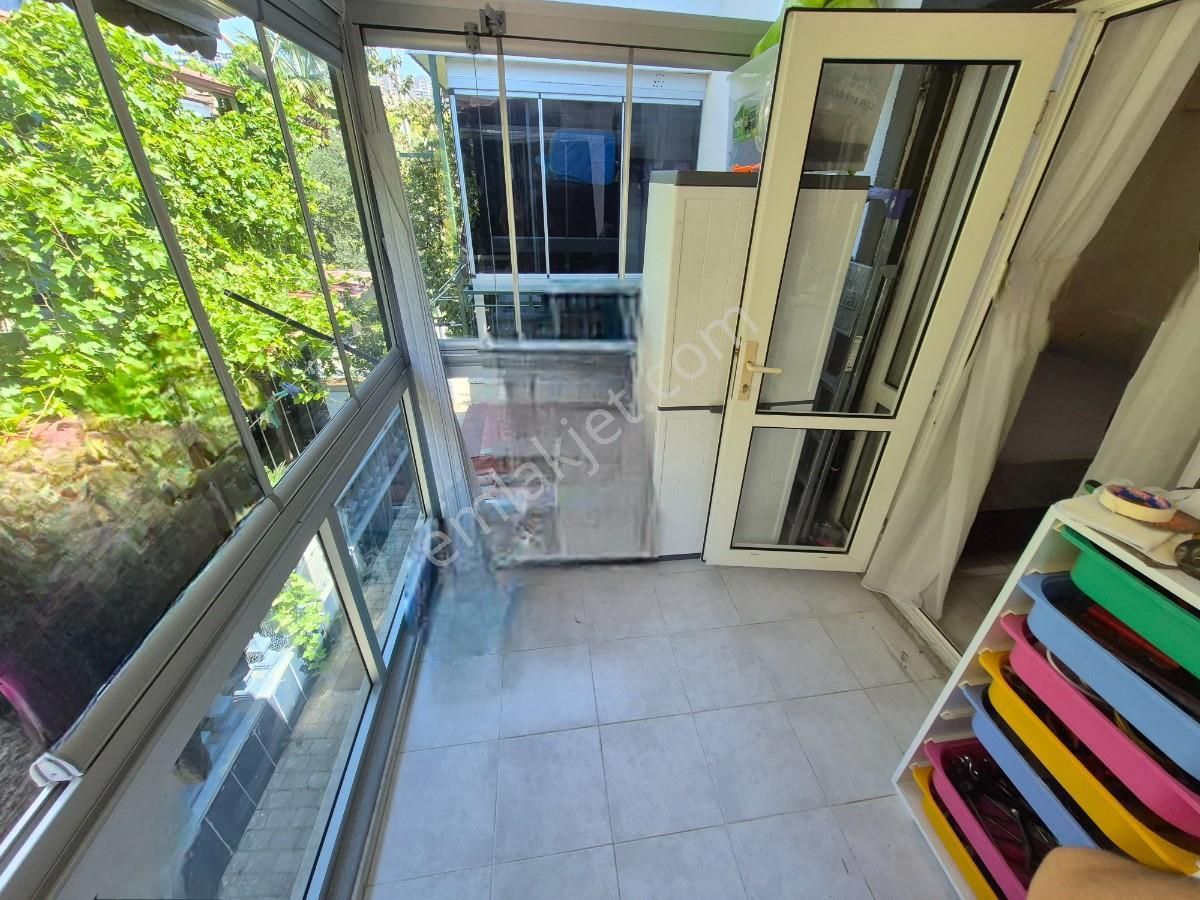 Kuşadası Plaja 200metrede Full Tadilatlı Ve Eşyalı Satılık - Görsel 17