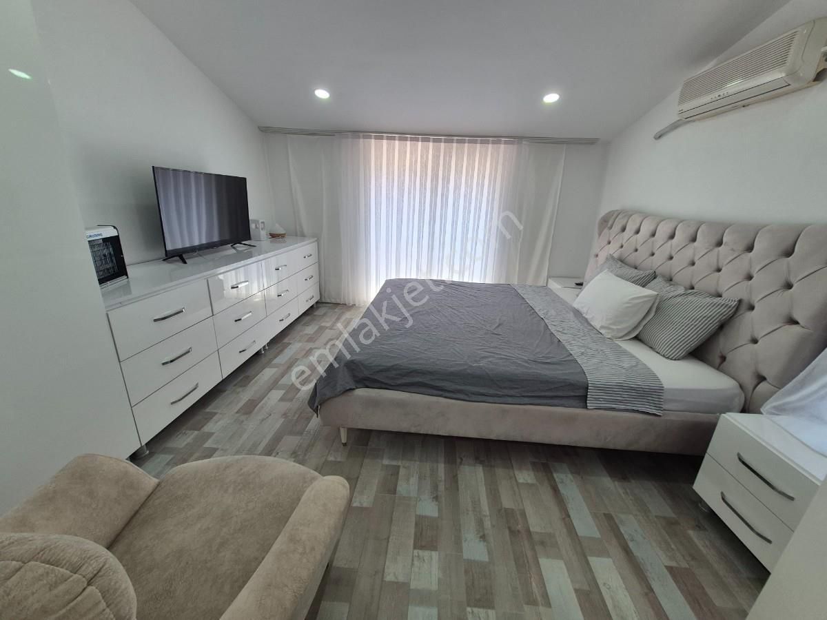 Kuşadası Plaja 200metrede Full Tadilatlı Ve Eşyalı Satılık - Görsel 29