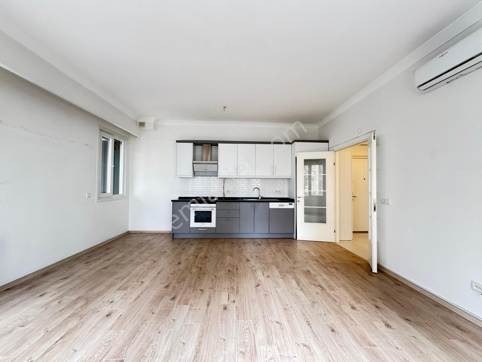 Met'den Suadiye Bağdat Caddesine Yakn Yeni Binada 2+1 Ara Kat - Görsel 7