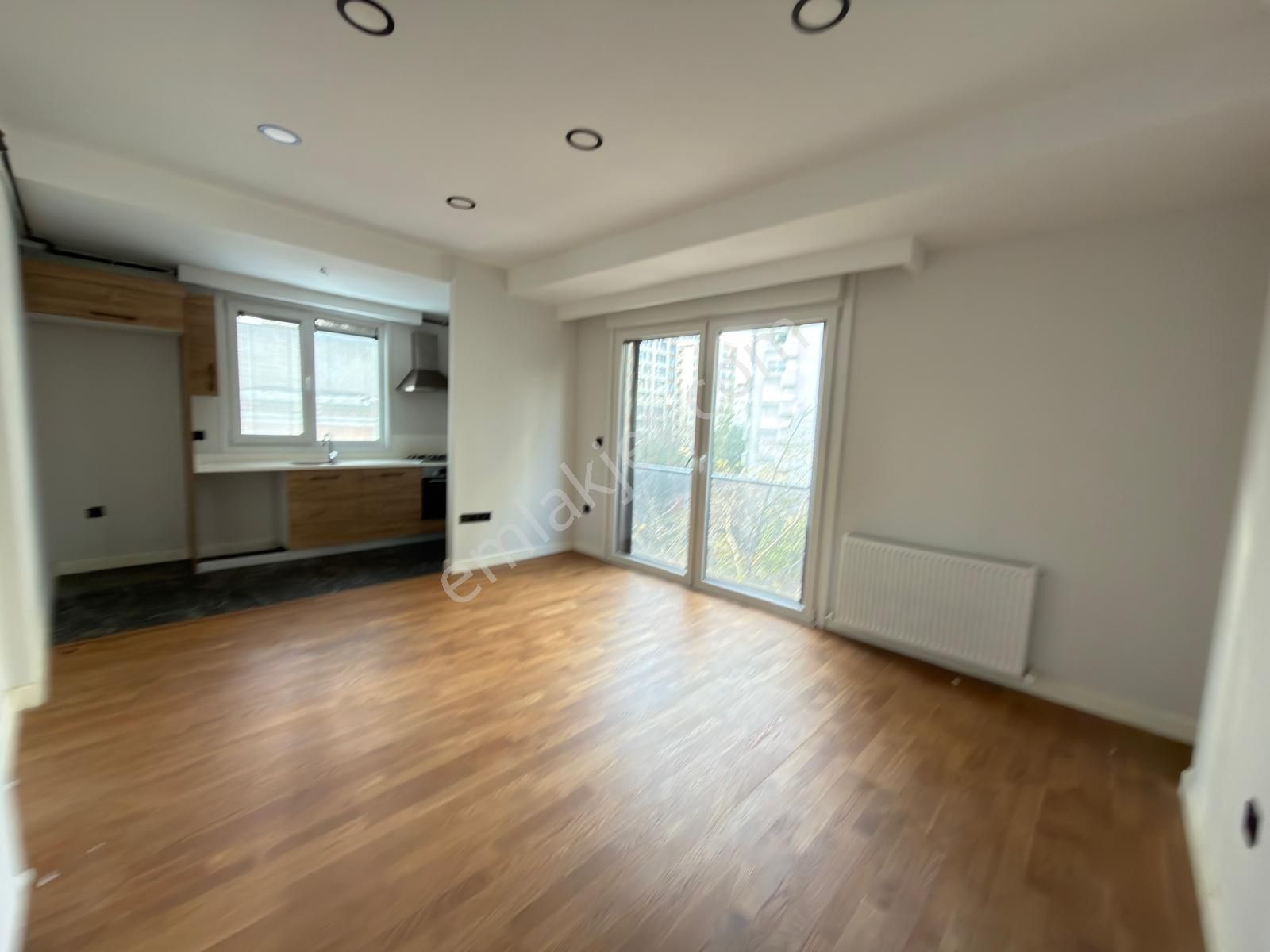 Met'den Suadiye'de Yeni Binada Fırsat 2+1 Bağdata Yakın Boş - Görsel 5