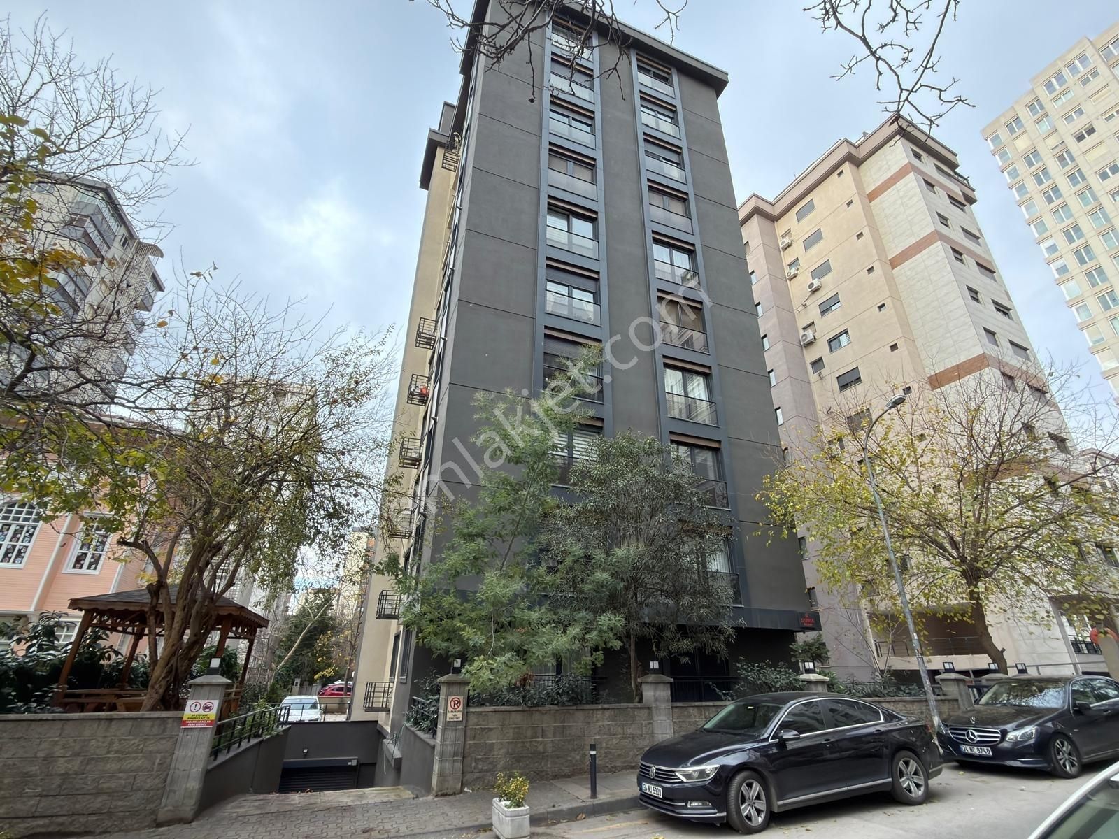 Met'den Suadiye'de Yeni Binada Fırsat 2+1 Bağdata Yakın Boş