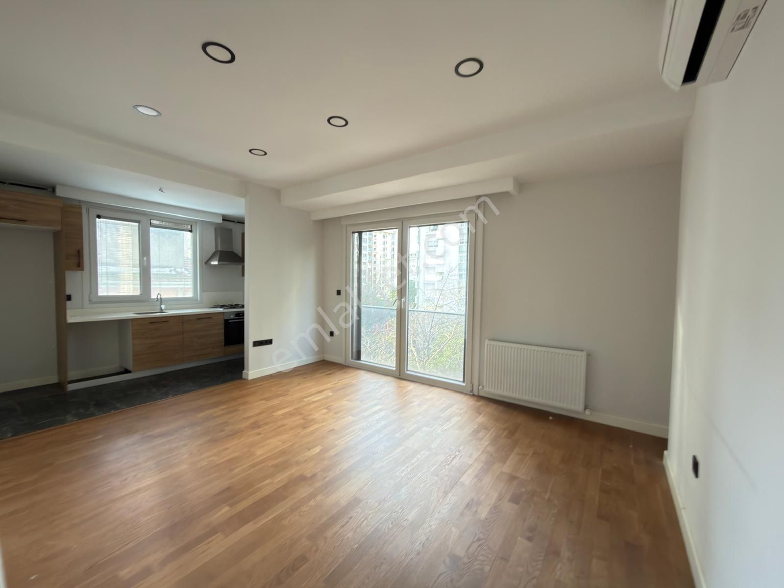 Met'den Suadiye'de Yeni Binada Fırsat 2+1 Bağdata Yakın Boş - Görsel 21