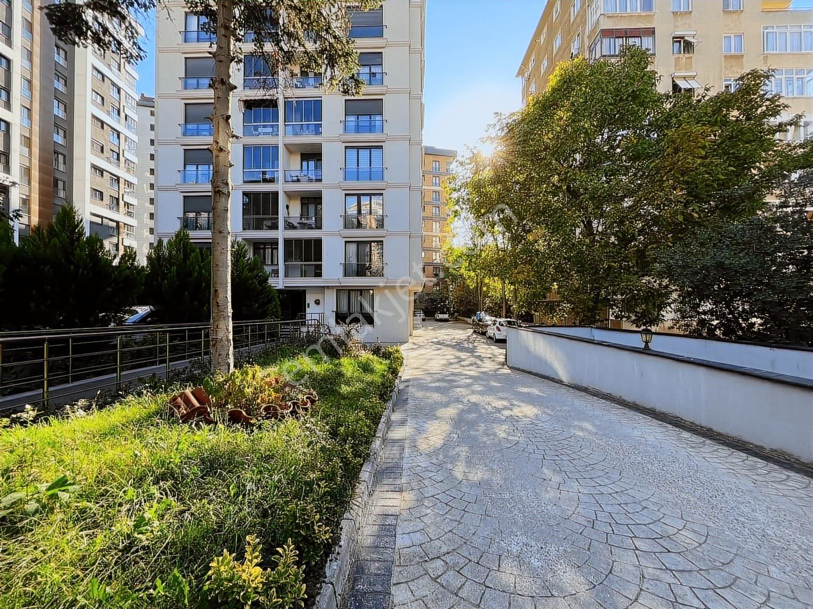 Met'den Kozyatağında Yeni Binada 3+1 Balkonlu 85m2 Net Fırsat - Görsel 24